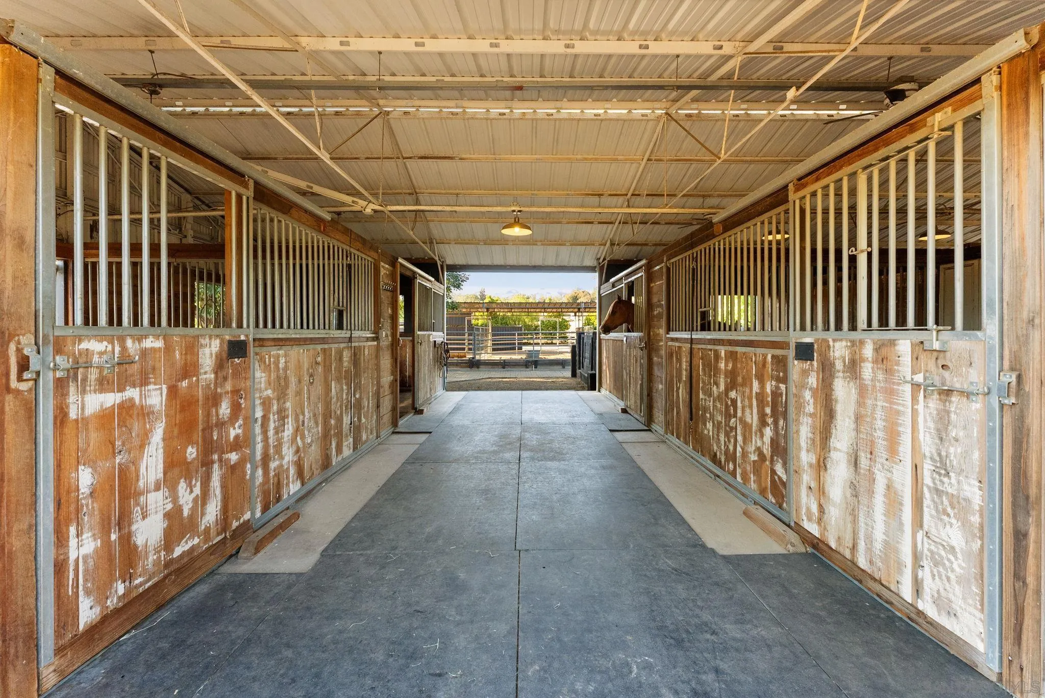https://cdn.realtyfeed.com/cdn/127/260013587/2ef07545080c74edffeba04358c964de.webp