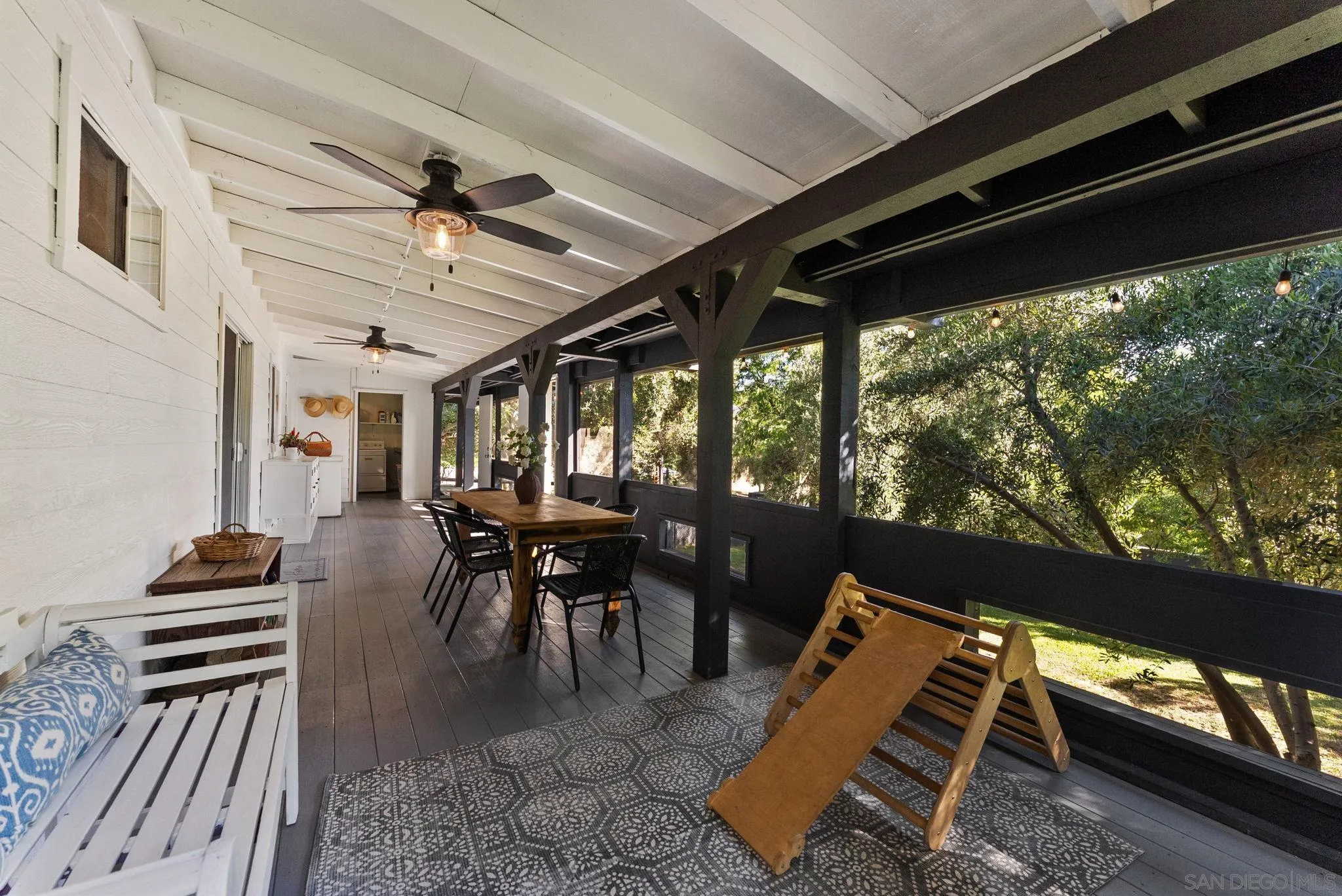 https://cdn.realtyfeed.com/cdn/127/260013587/52c172f3429740f8c5b6f14061181db4.webp