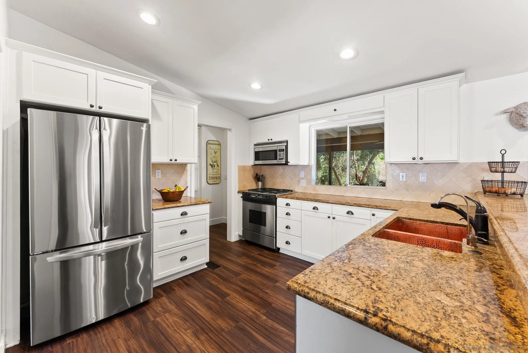 https://cdn.realtyfeed.com/cdn/127/260013587/943178f70b0316d129fc02cad5e68bac.webp