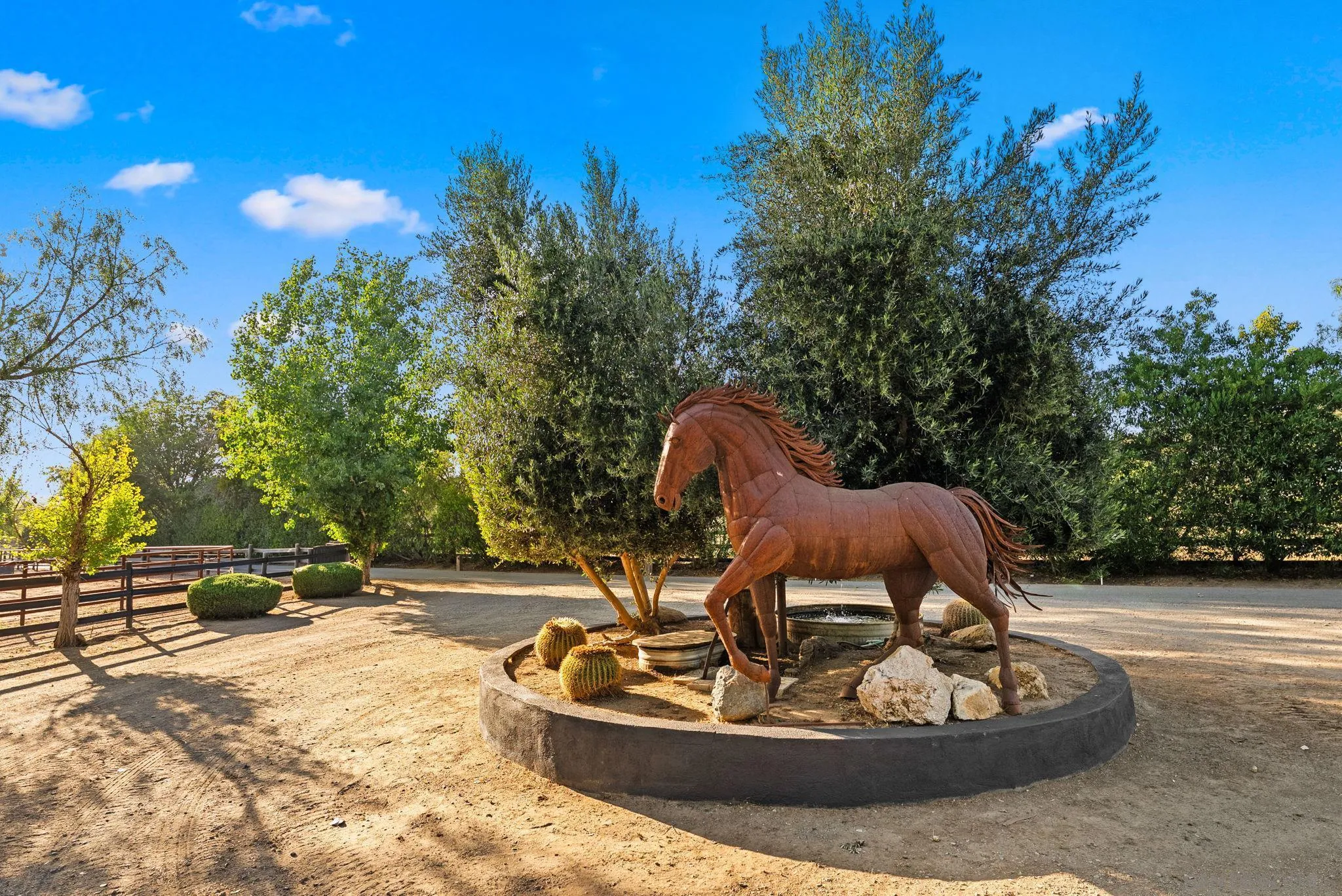 https://cdn.realtyfeed.com/cdn/127/260013587/e293e400c975f3ffbf7d8a4b108b6505.webp