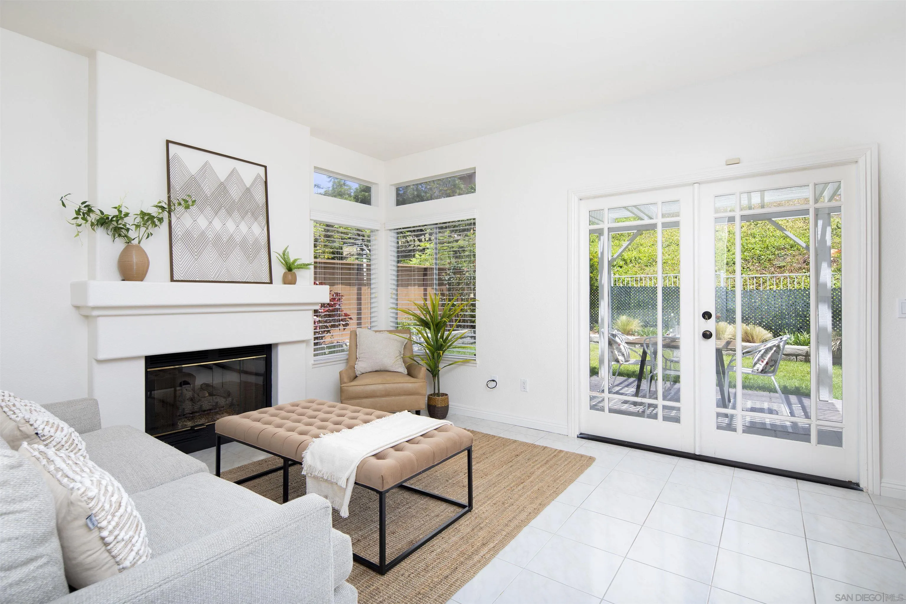 https://cdn.realtyfeed.com/cdn/127/260013590/56fd8c97eed9a8424e07e4fdf3842698.webp