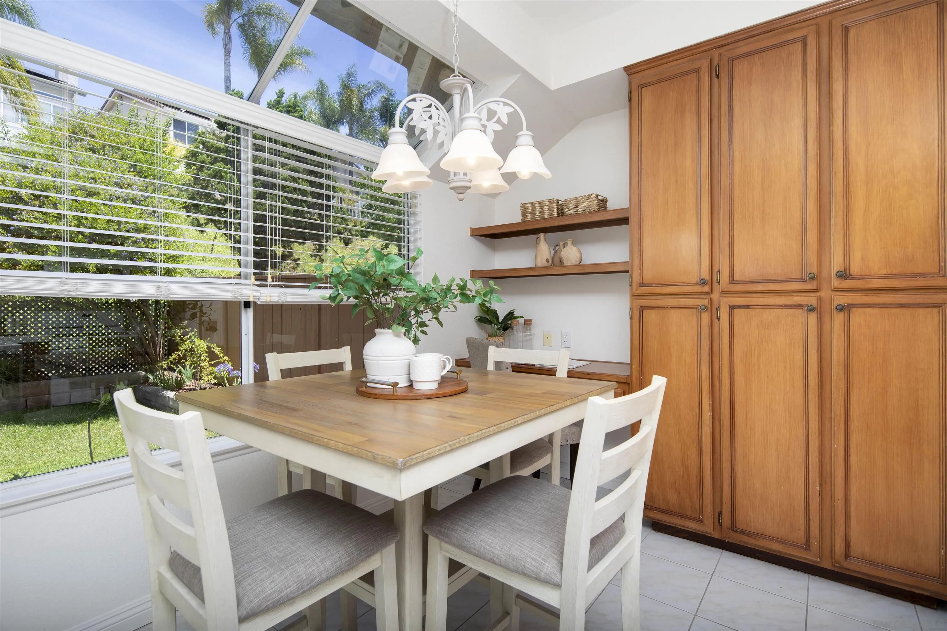 https://cdn.realtyfeed.com/cdn/127/260013590/68c033c25e8f5256c55e3111b33b23fe.webp