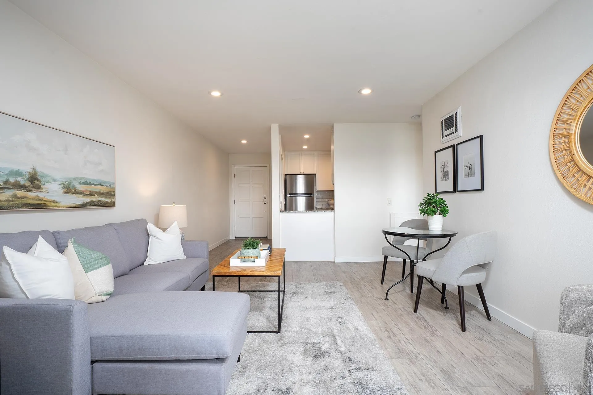 https://cdn.realtyfeed.com/cdn/127/260013591/355ec97c2489d7a27a523a1e975a9601.webp