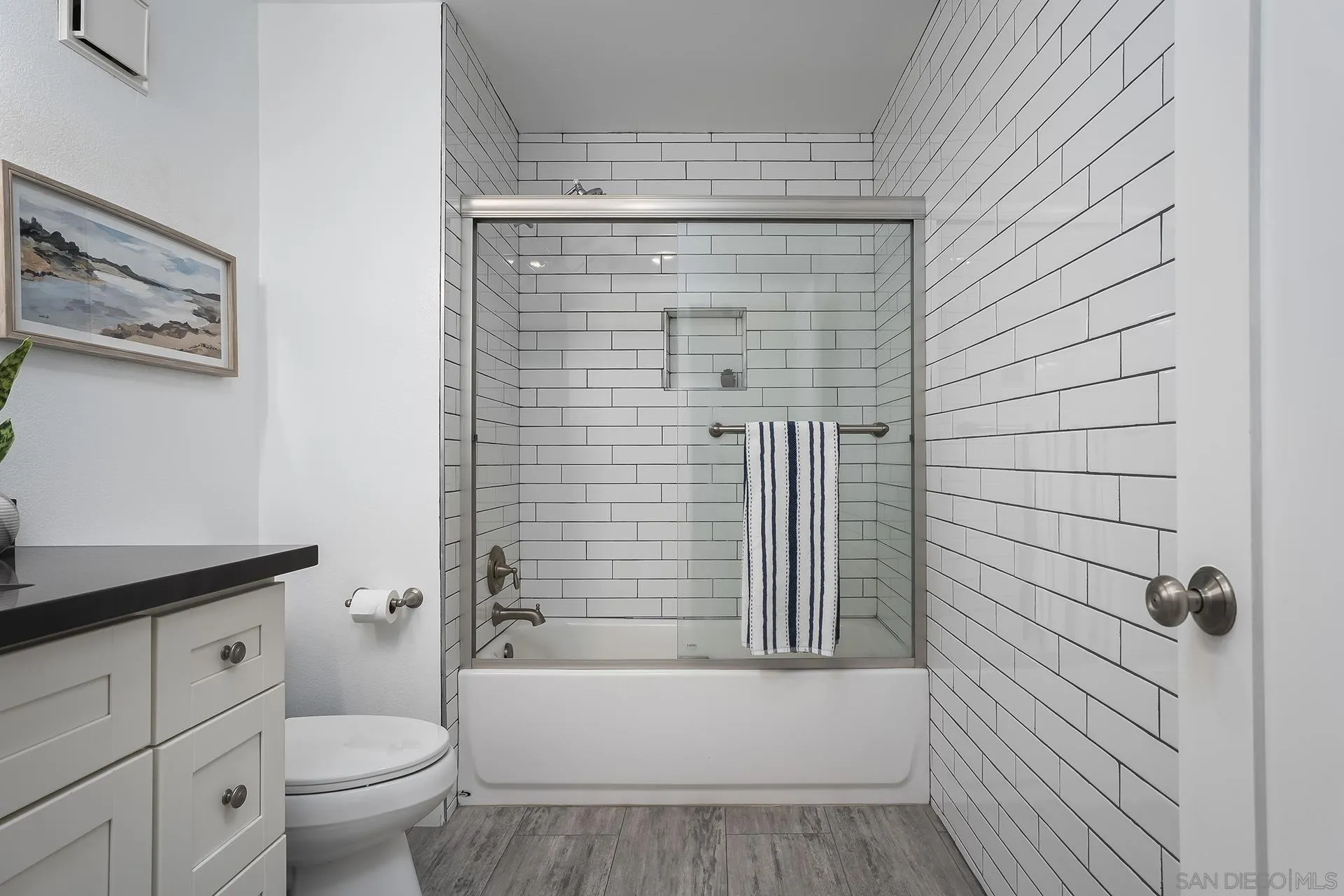 https://cdn.realtyfeed.com/cdn/127/260013591/fb32d633248194662aee920a3d68d6cf.webp