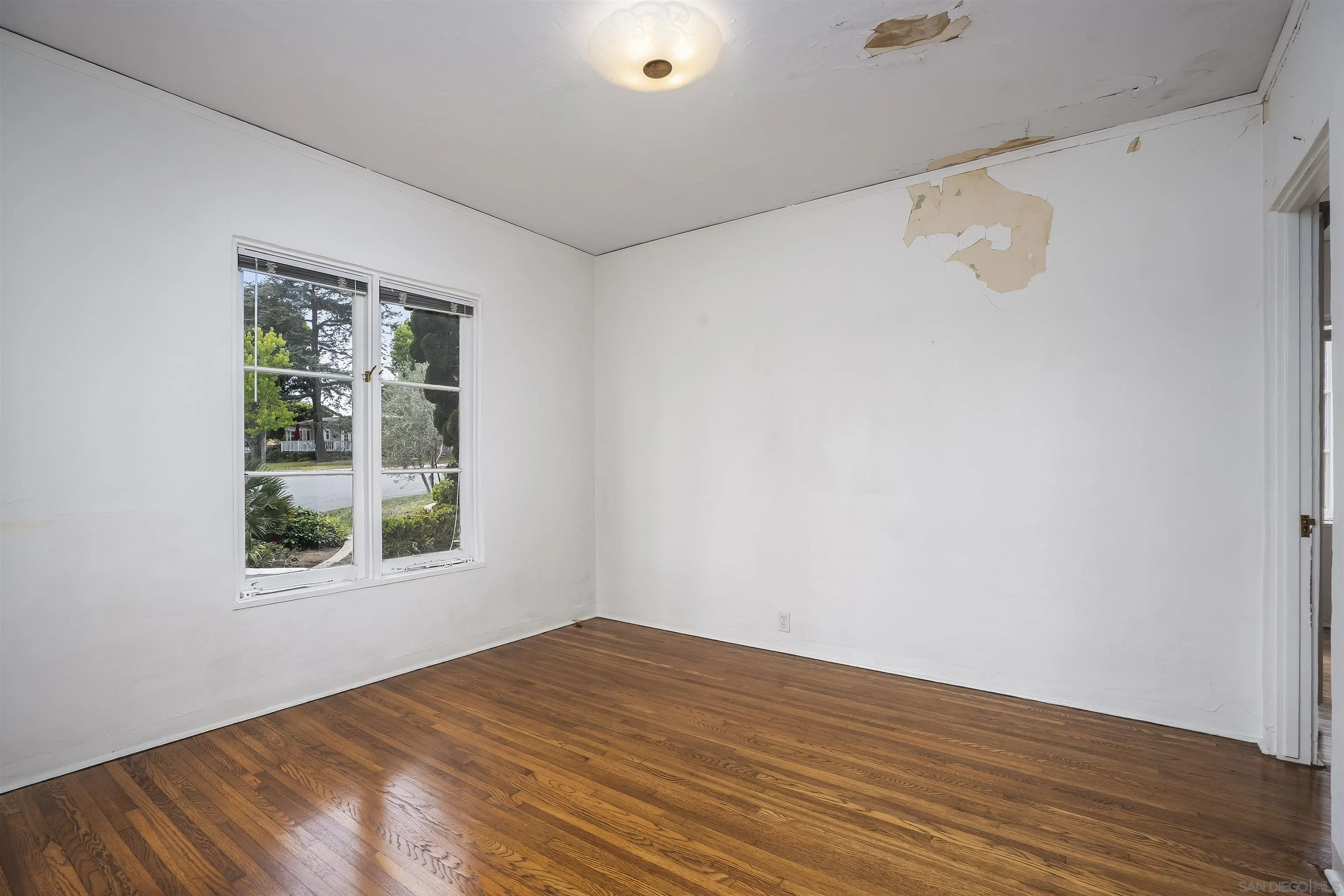 https://cdn.realtyfeed.com/cdn/127/260013594/d3b30de810f83aa228f9d0f4fce6cb08.webp