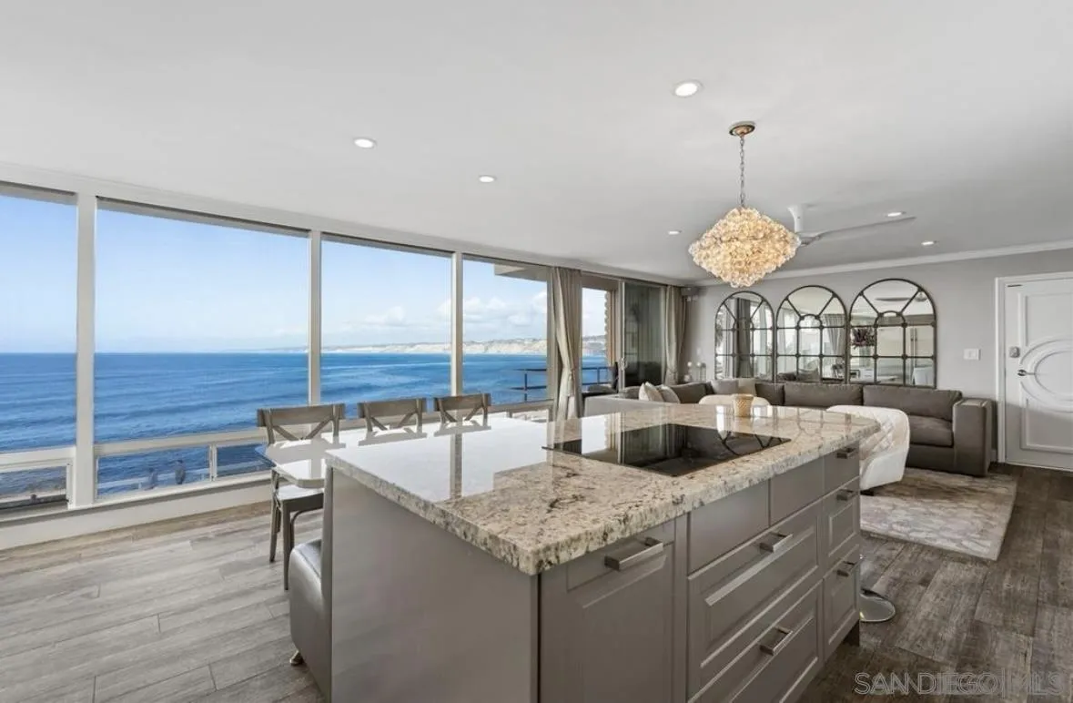 Photo #2: 260013595 Listing: Photo #2