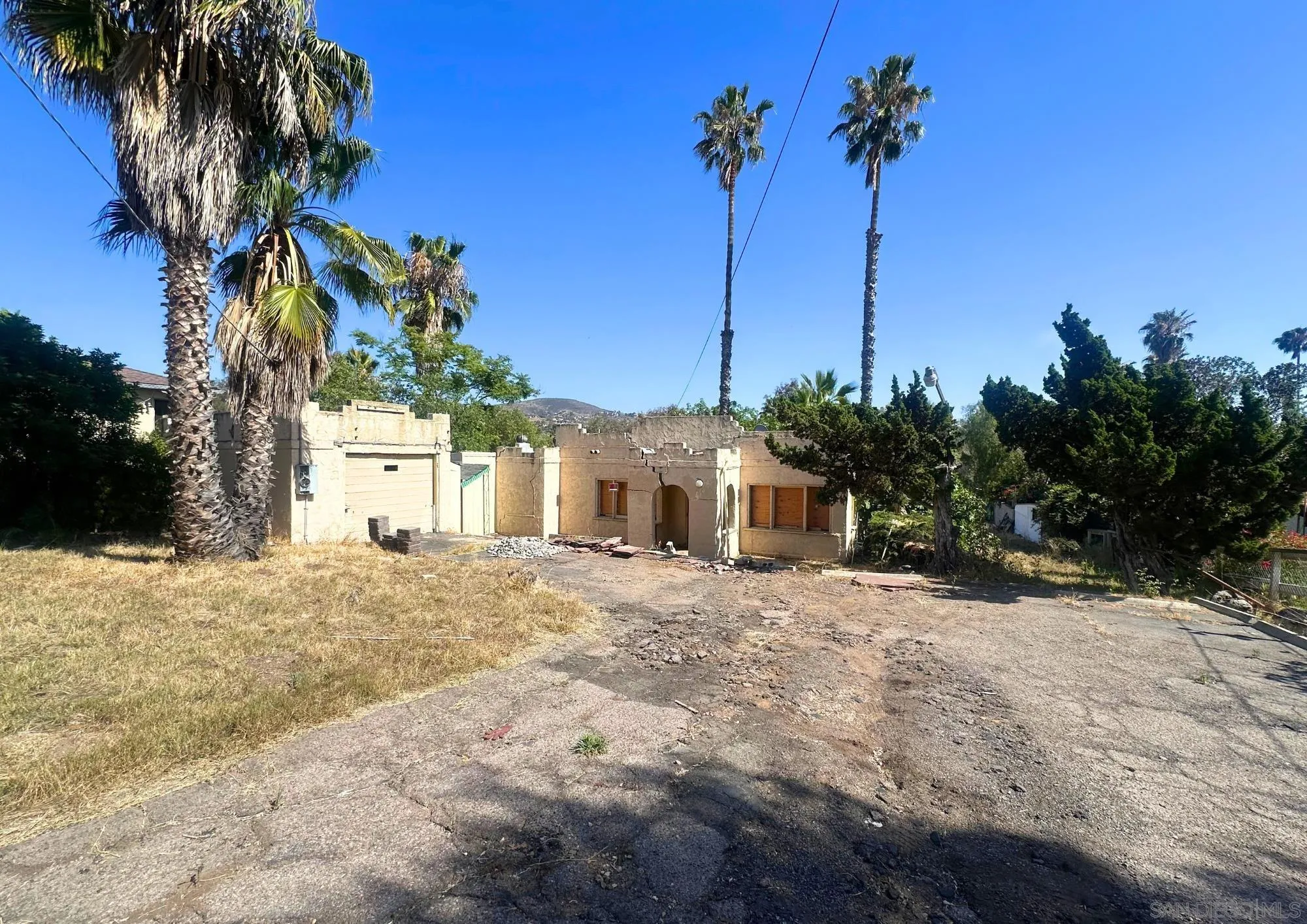 https://cdn.realtyfeed.com/cdn/127/260013597/e6c7c6a610b7fc554070215c1f58ebe2.webp