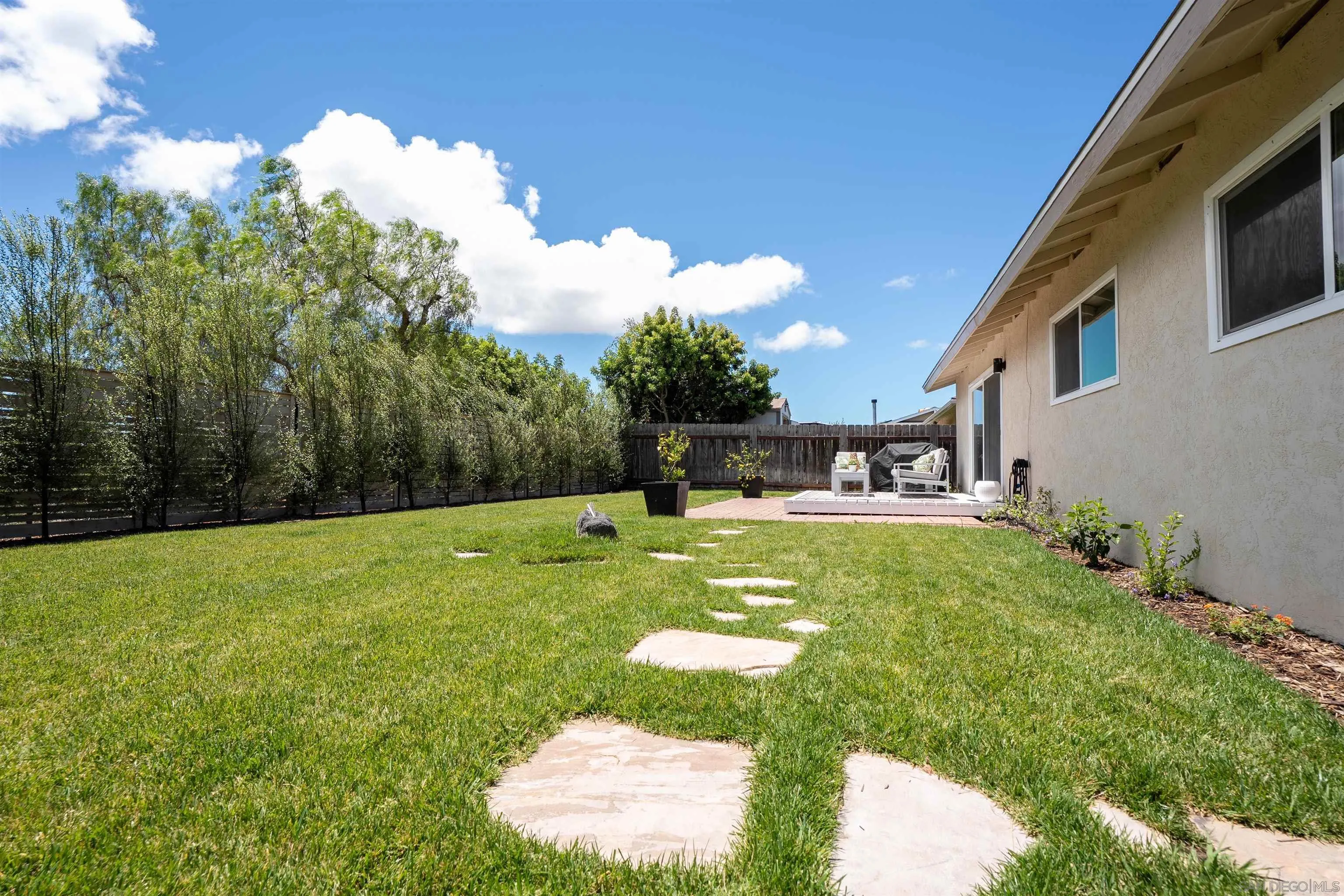 https://cdn.realtyfeed.com/cdn/127/260013598/03ae56c147e489e3a21e4a018e3ea319.webp