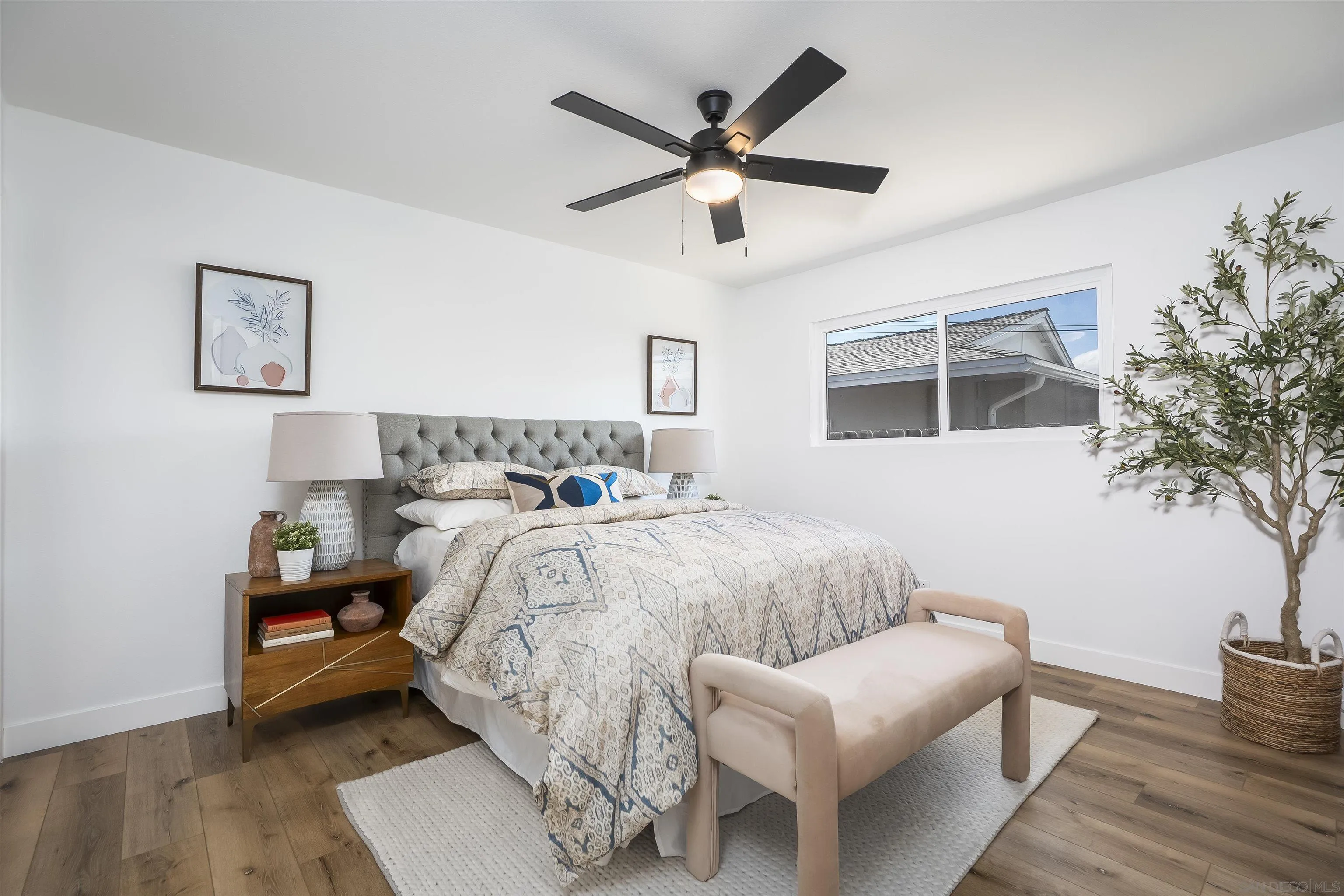 https://cdn.realtyfeed.com/cdn/127/260013598/4002a9abc466b109f6caa58dee379040.webp