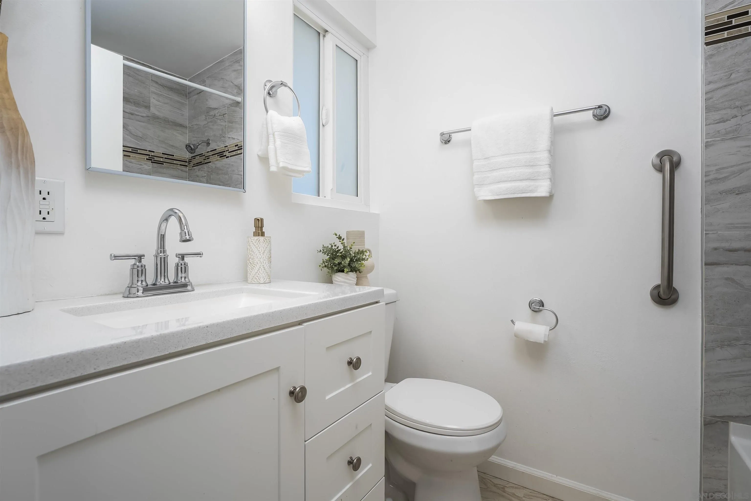 https://cdn.realtyfeed.com/cdn/127/260013598/a552912b5010ffcb74e934dd4c9ace8f.webp