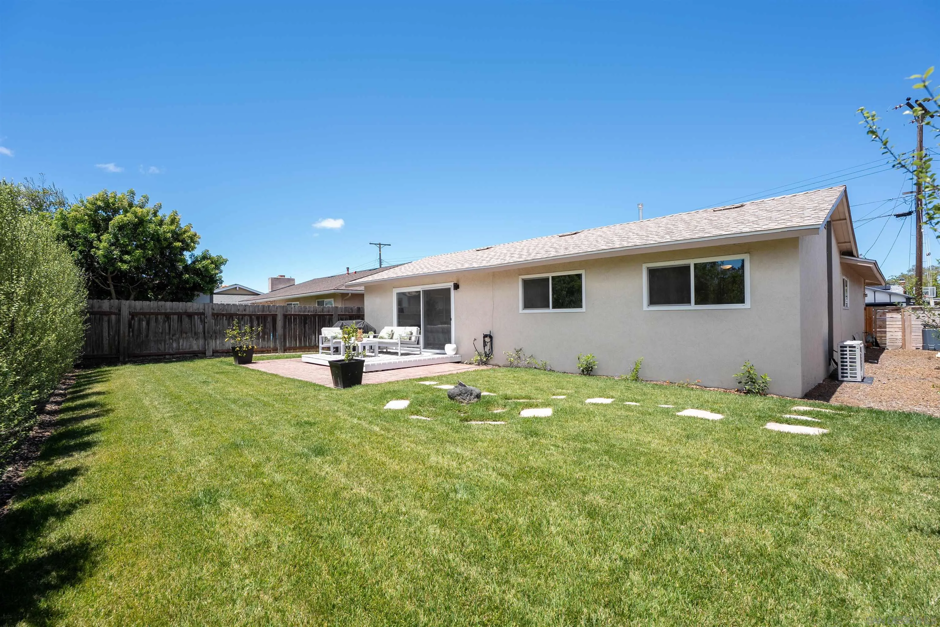 https://cdn.realtyfeed.com/cdn/127/260013598/bb439dcd343da012e7c3ad90470b30cc.webp