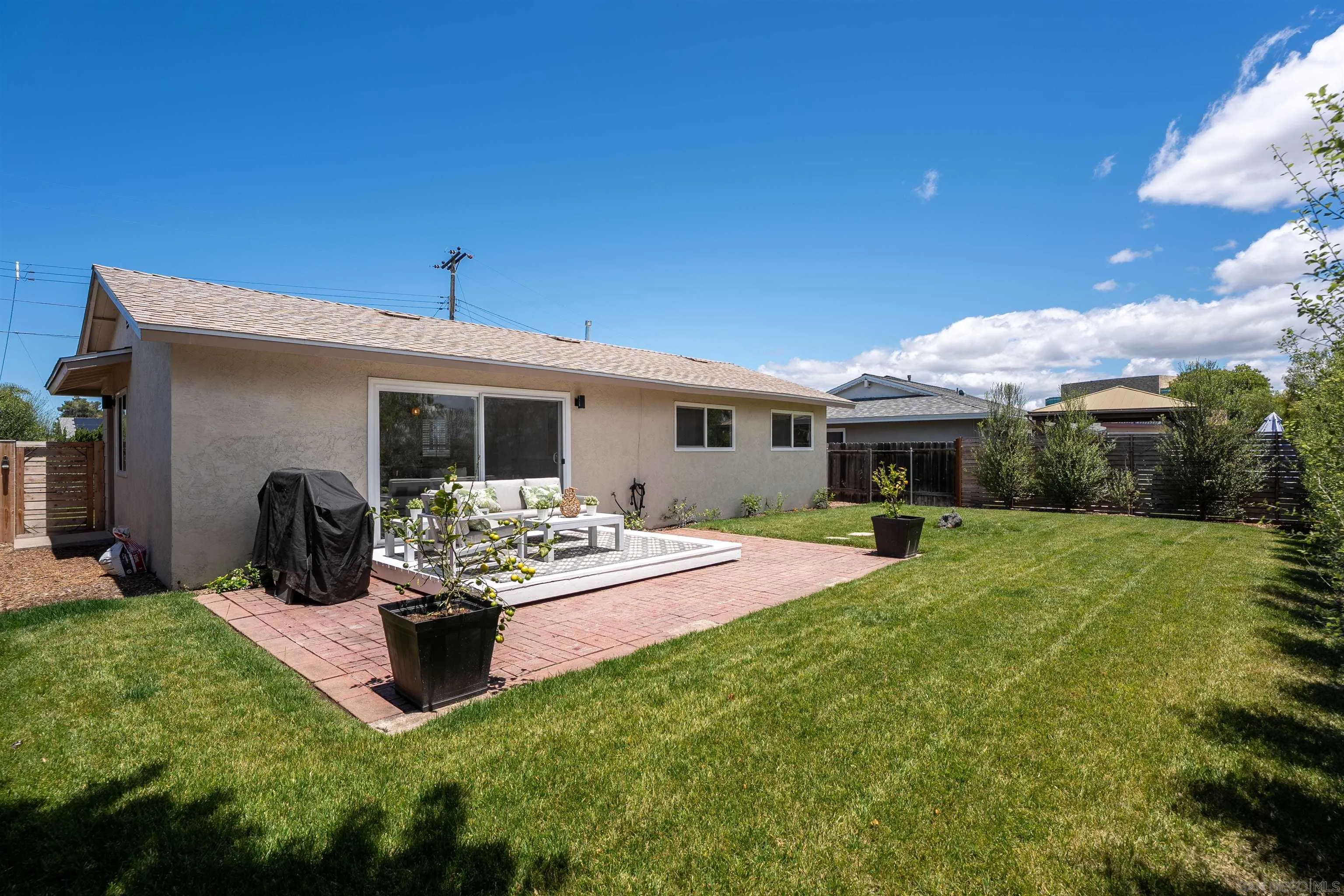 https://cdn.realtyfeed.com/cdn/127/260013598/bf90ed1046c05edf344cc4776e64223f.webp
