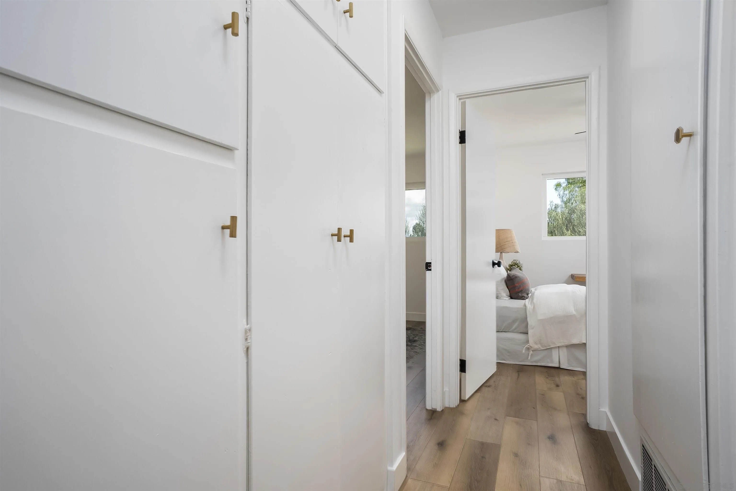https://cdn.realtyfeed.com/cdn/127/260013598/bfaf731385afda043bcc5b90e4ef2106.webp