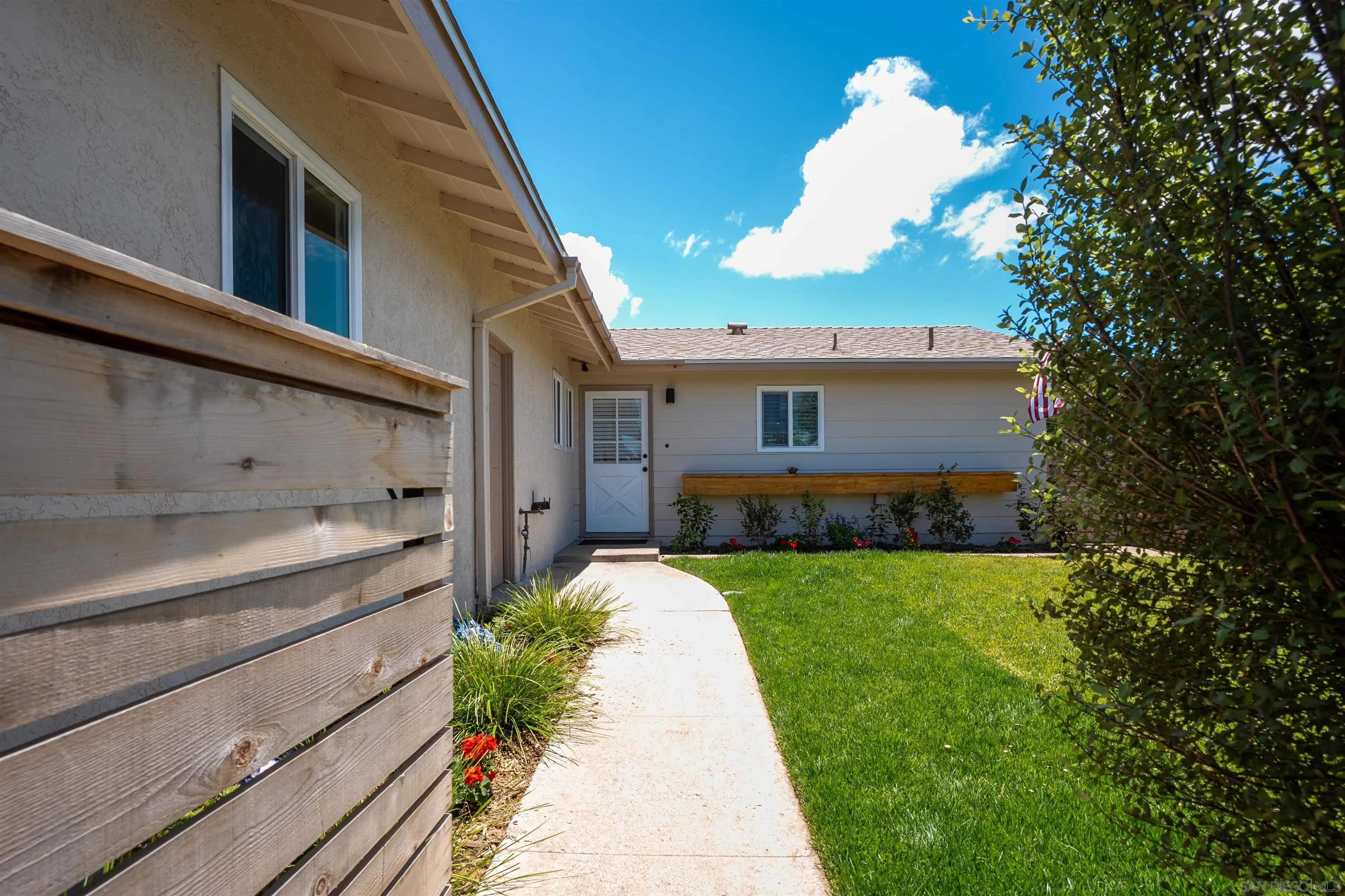 https://cdn.realtyfeed.com/cdn/127/260013598/e431f5514cdd2ed6910f2d5a4a7e5deb.webp