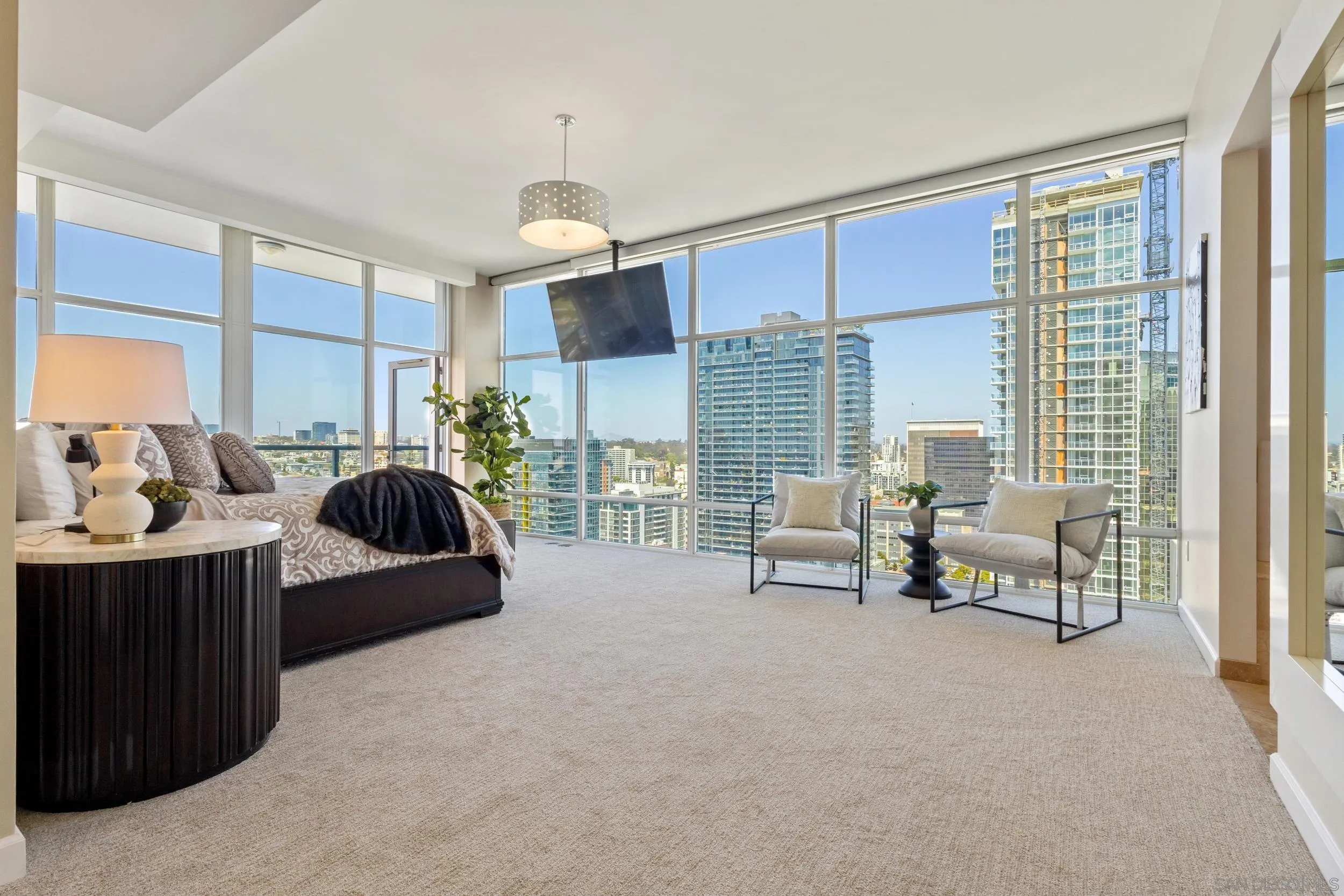https://cdn.realtyfeed.com/cdn/127/260013600/35eed4b1dacf2acbffcaf521183c5caa.webp