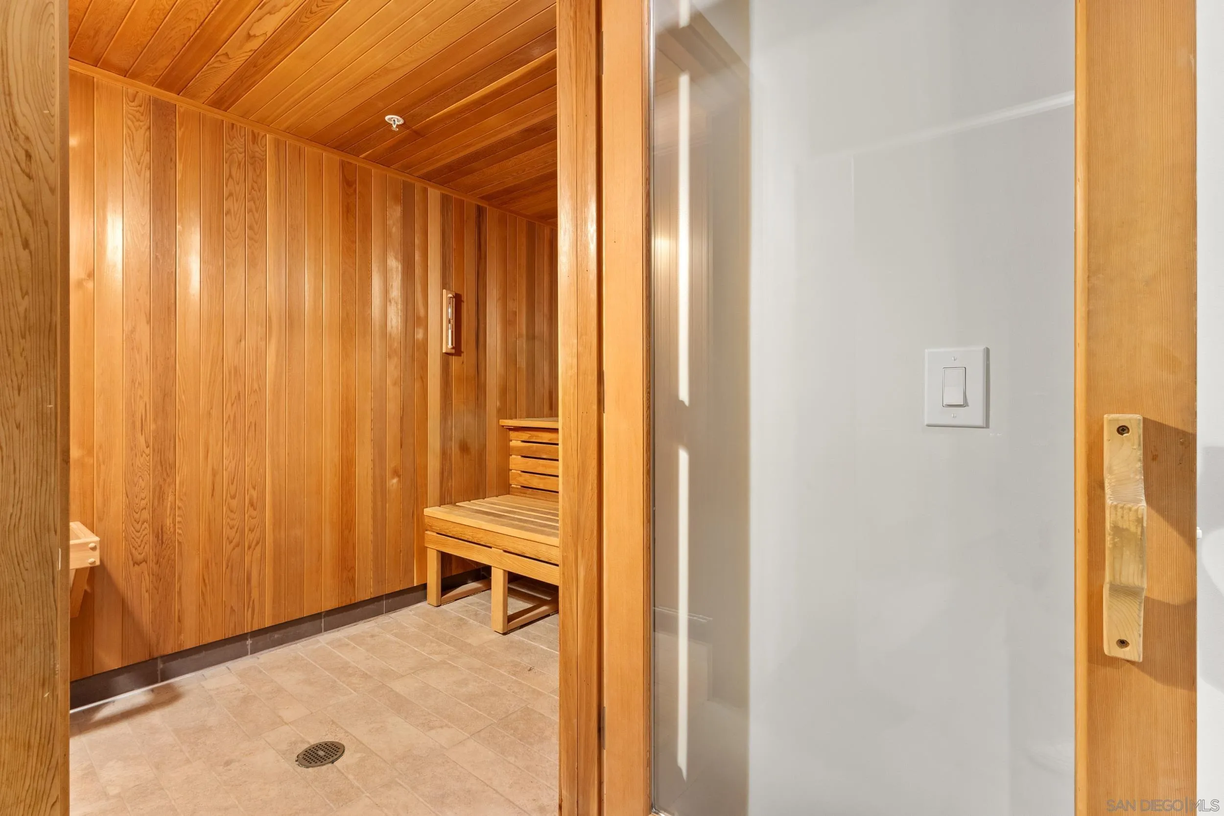 Photo #53: 260013600 Listing: Photo #53