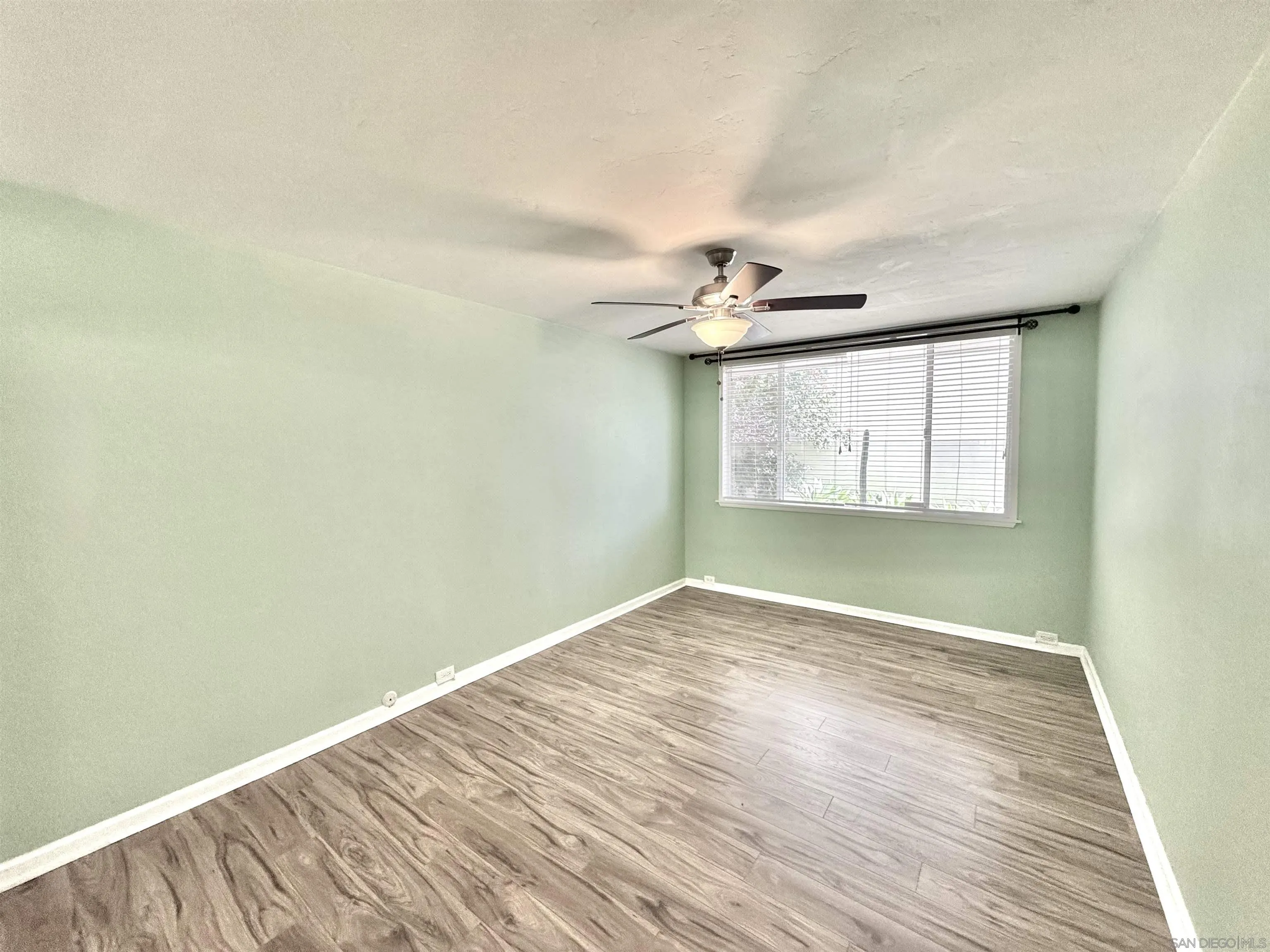 Photo #6: 260013603 Listing: Photo #6