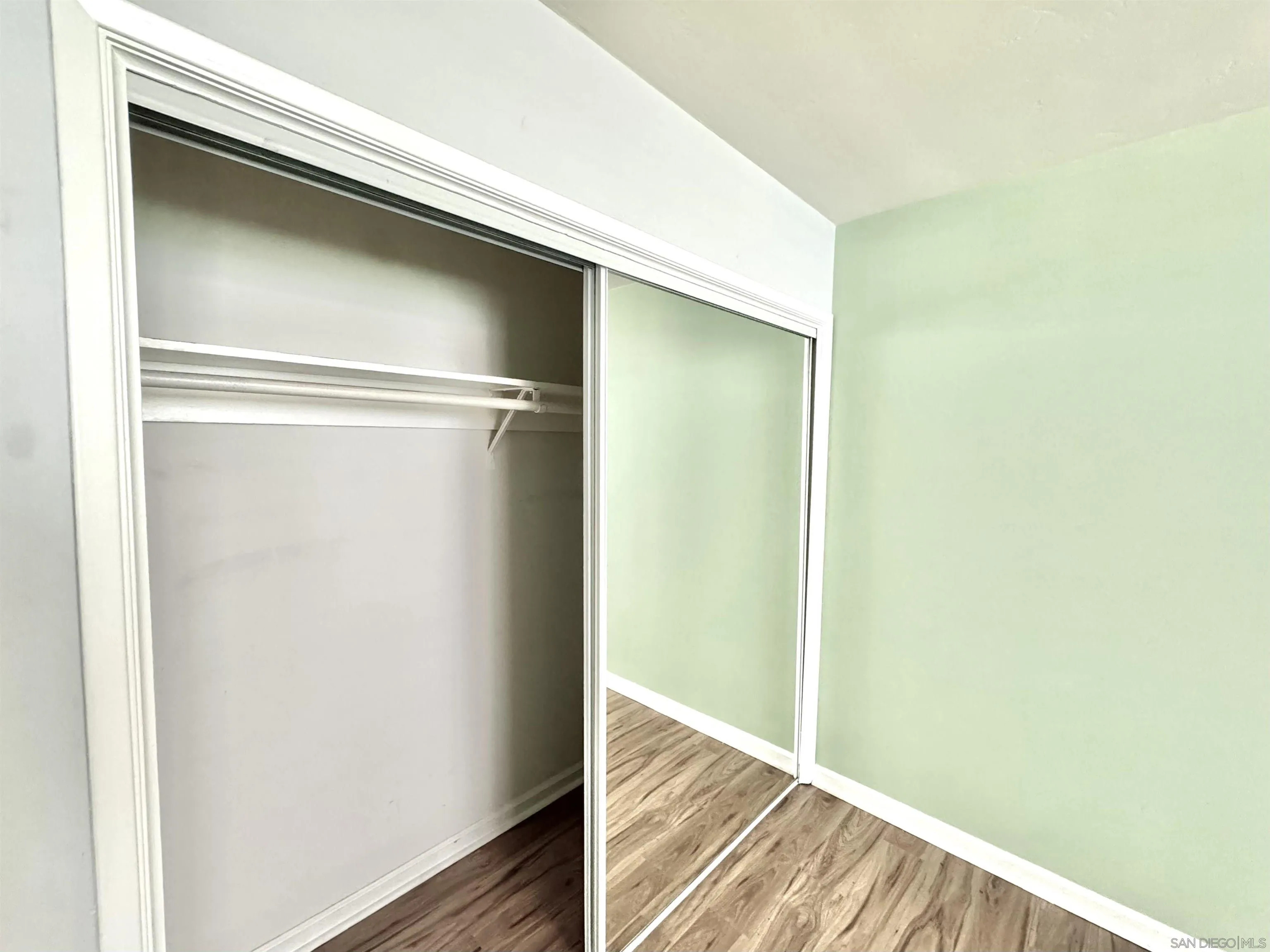 Photo #14: 260013603 Listing: Photo #14