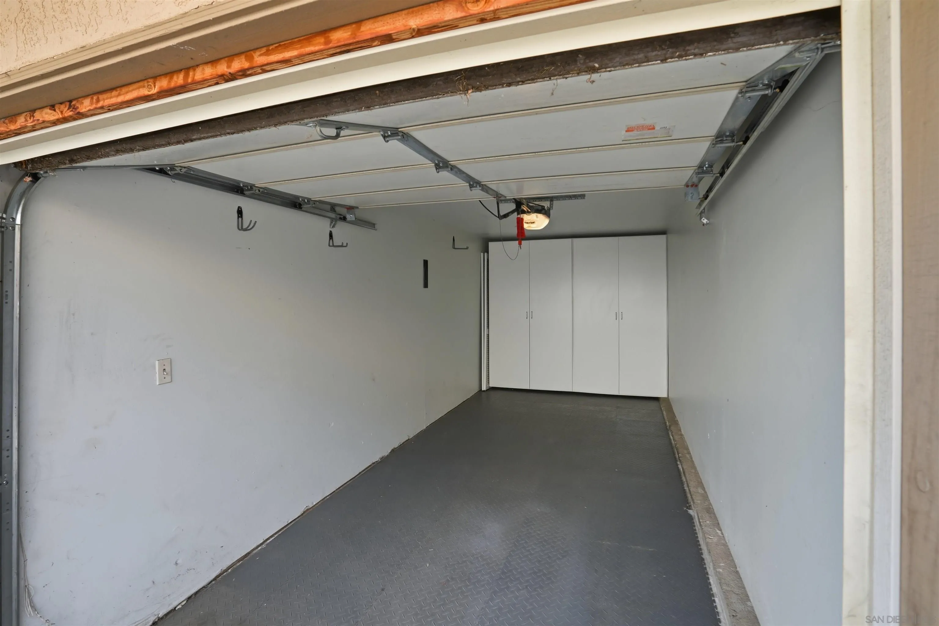 https://cdn.realtyfeed.com/cdn/127/260013604/e0dd0a80cf0944d9b131884655c2b22b.webp
