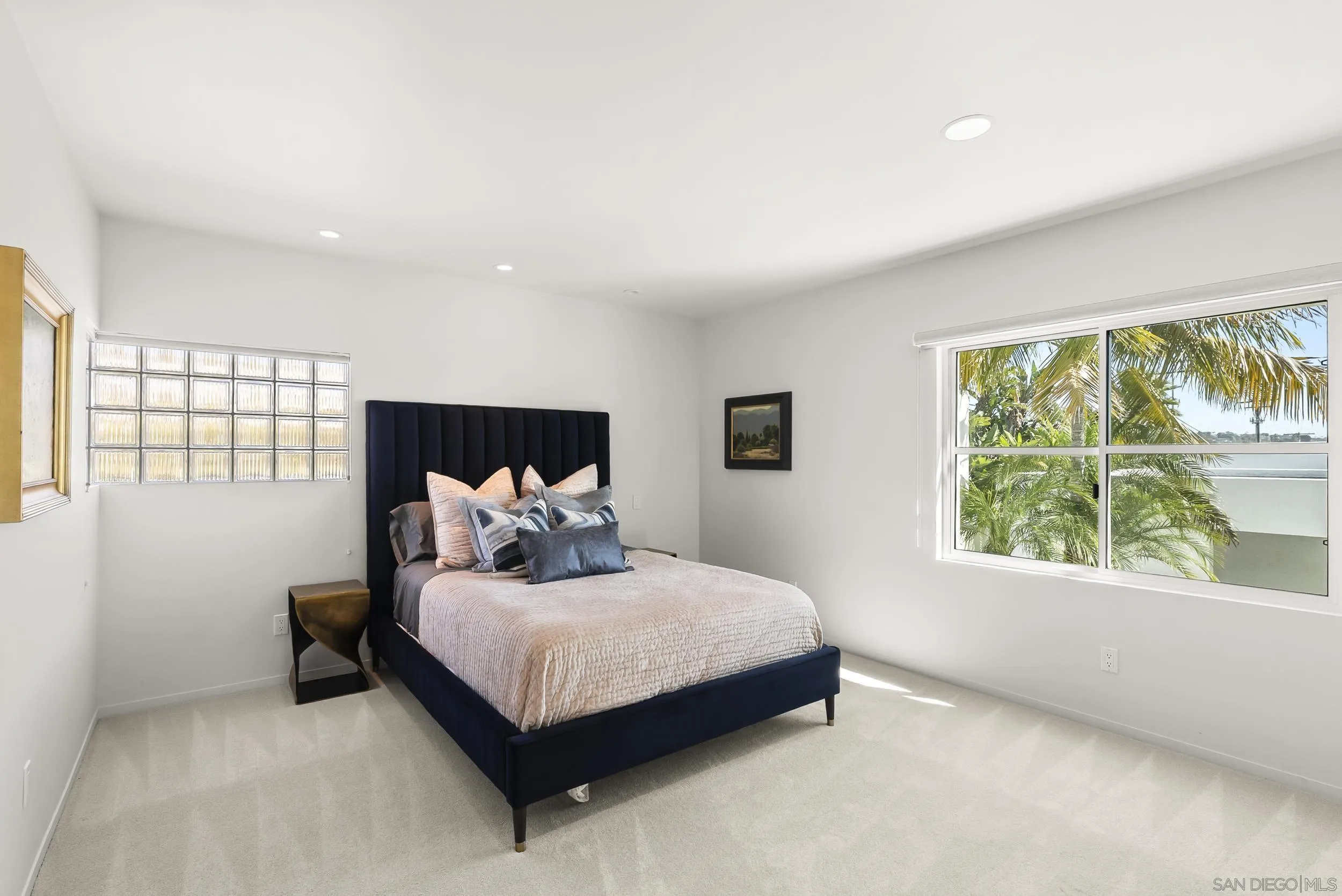 https://cdn.realtyfeed.com/cdn/127/260013605/18edb89056bd3c2ab20dee2ac1e78ffe.webp
