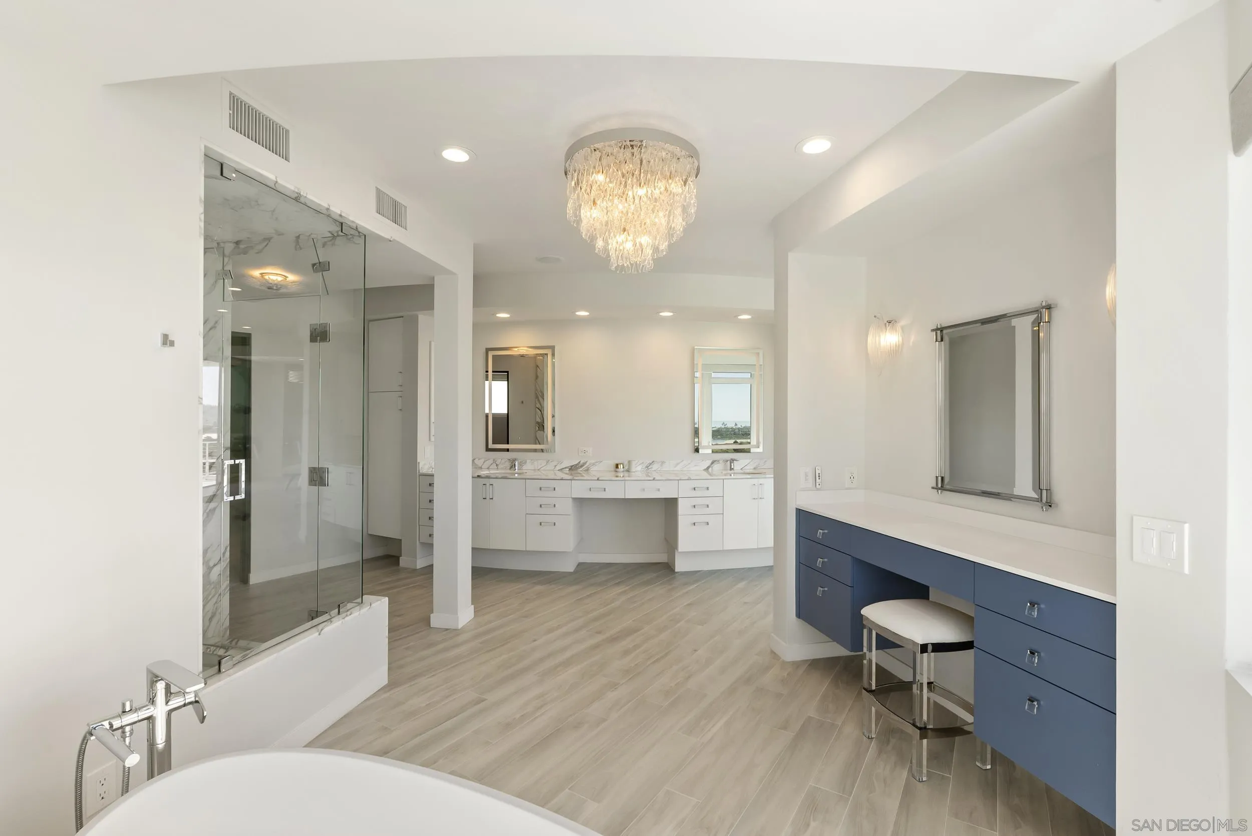 https://cdn.realtyfeed.com/cdn/127/260013605/adc3df66557507fe057bb6b6e069aee9.webp