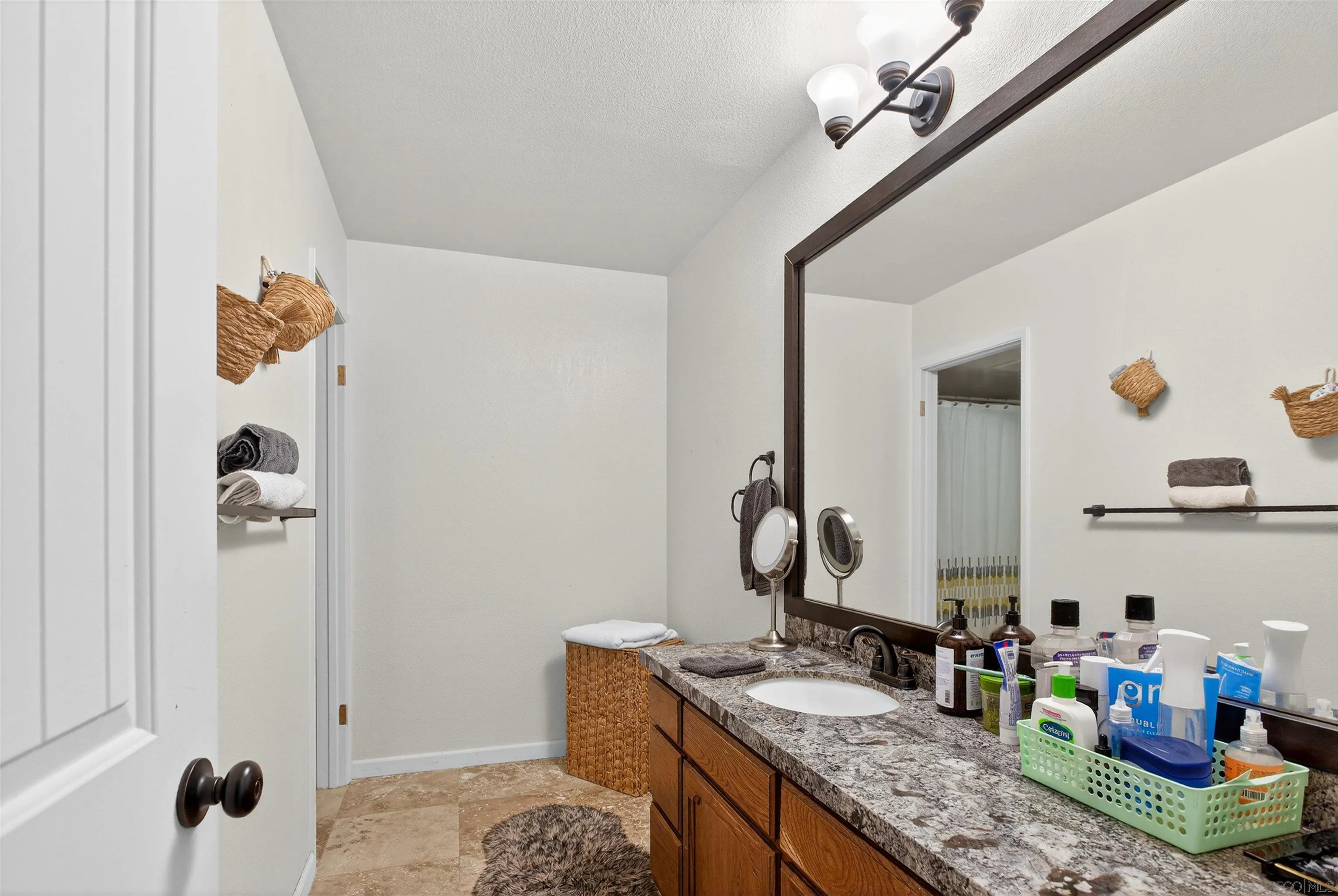 https://cdn.realtyfeed.com/cdn/127/260013606/1b3637785b8aca59ac0a60b2be99792b.webp