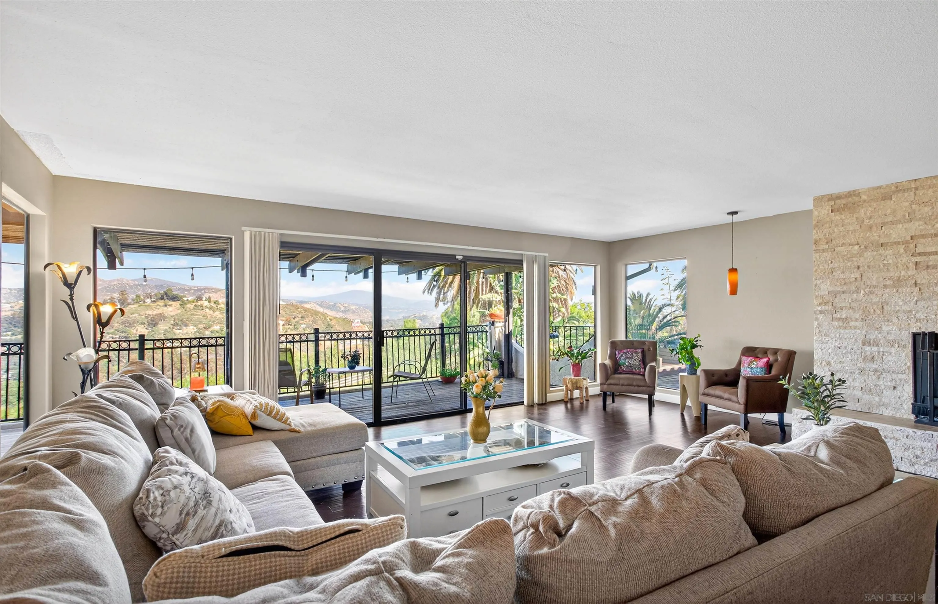 https://cdn.realtyfeed.com/cdn/127/260013606/5428514794b2f0ce75ee12d6a5bdce80.webp