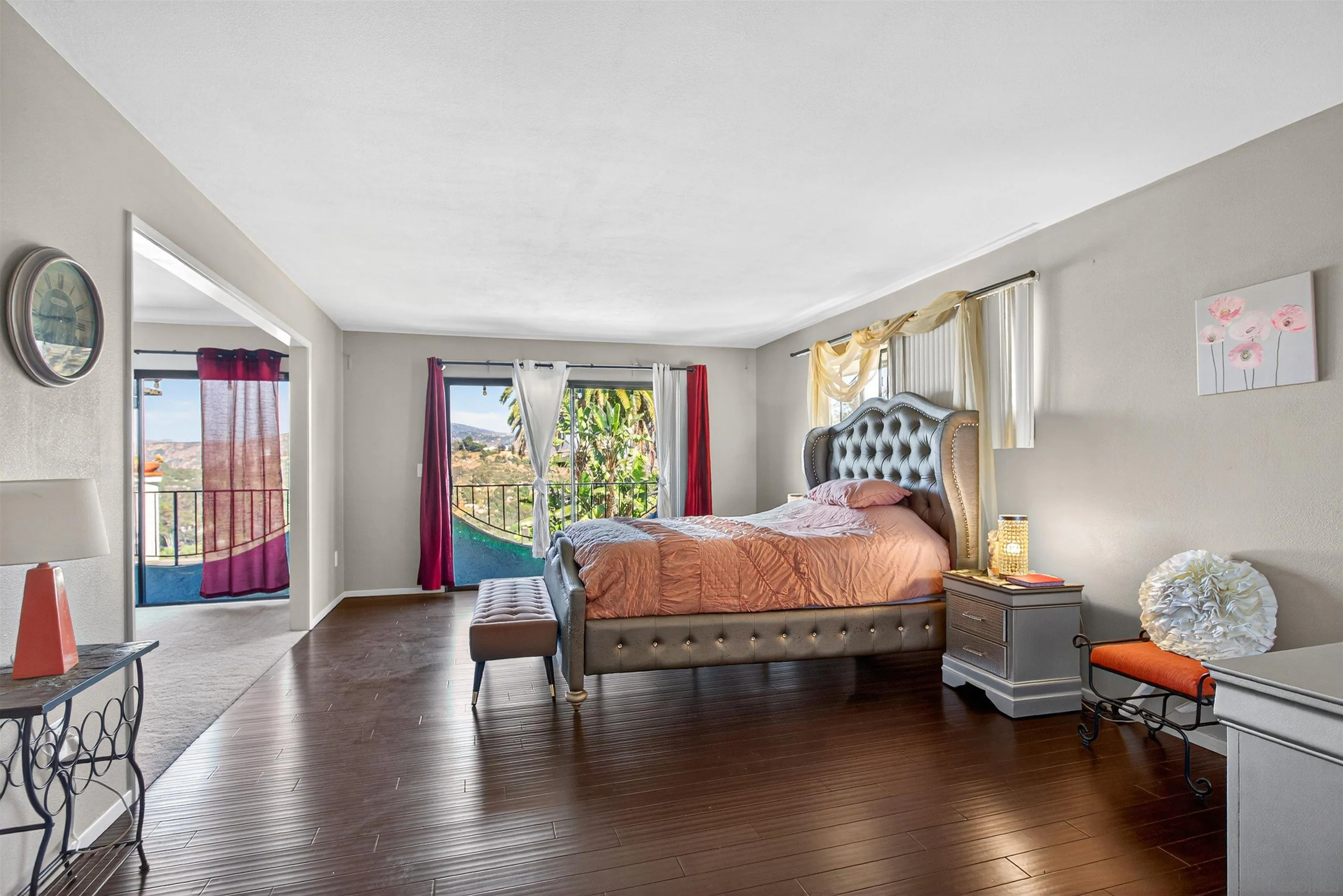 https://cdn.realtyfeed.com/cdn/127/260013606/60c7c3b5bd498cf93d59af99649fb7cc.webp