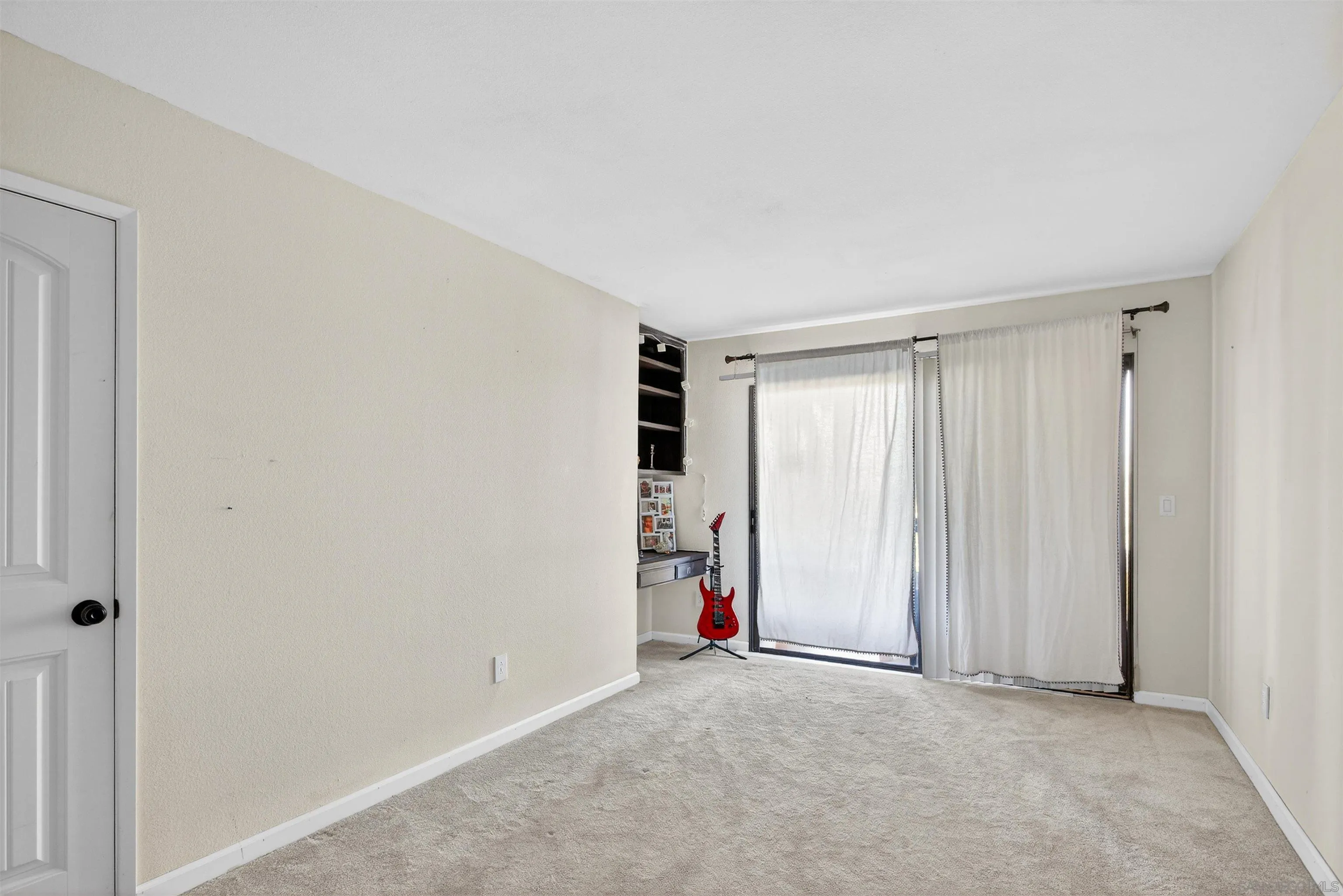 https://cdn.realtyfeed.com/cdn/127/260013606/9452a9fe5be8ba73f097caeee1b4e4d6.webp