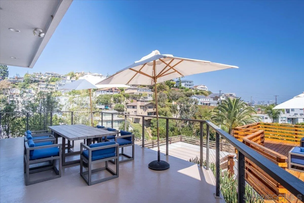 https://cdn.realtyfeed.com/cdn/127/260013608/d0f4ad579d834713f630fddadf9c0fec.webp