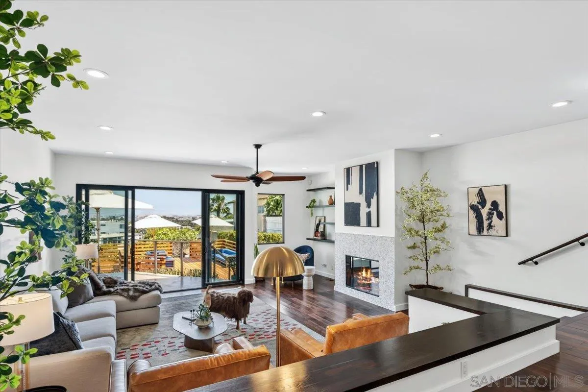 https://cdn.realtyfeed.com/cdn/127/260013608/da78855dacb3f8f8243a40038eda40b6.webp