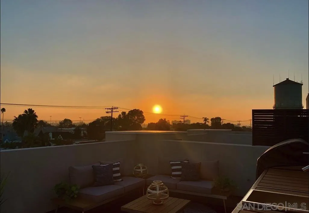 https://cdn.realtyfeed.com/cdn/127/260013610/1cf4b34415b0bcb0369d0d674ca2b8c9.webp