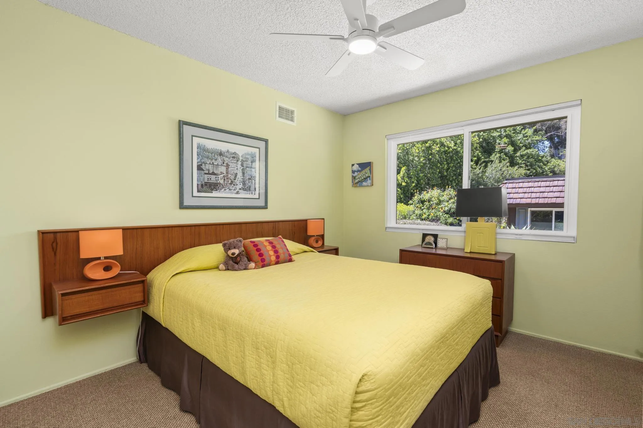 Photo #20: 260013611 Listing: Photo #20