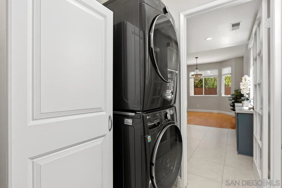 https://cdn.realtyfeed.com/cdn/127/260013612/6858da4a811c2878b3fb7917506c1789.webp