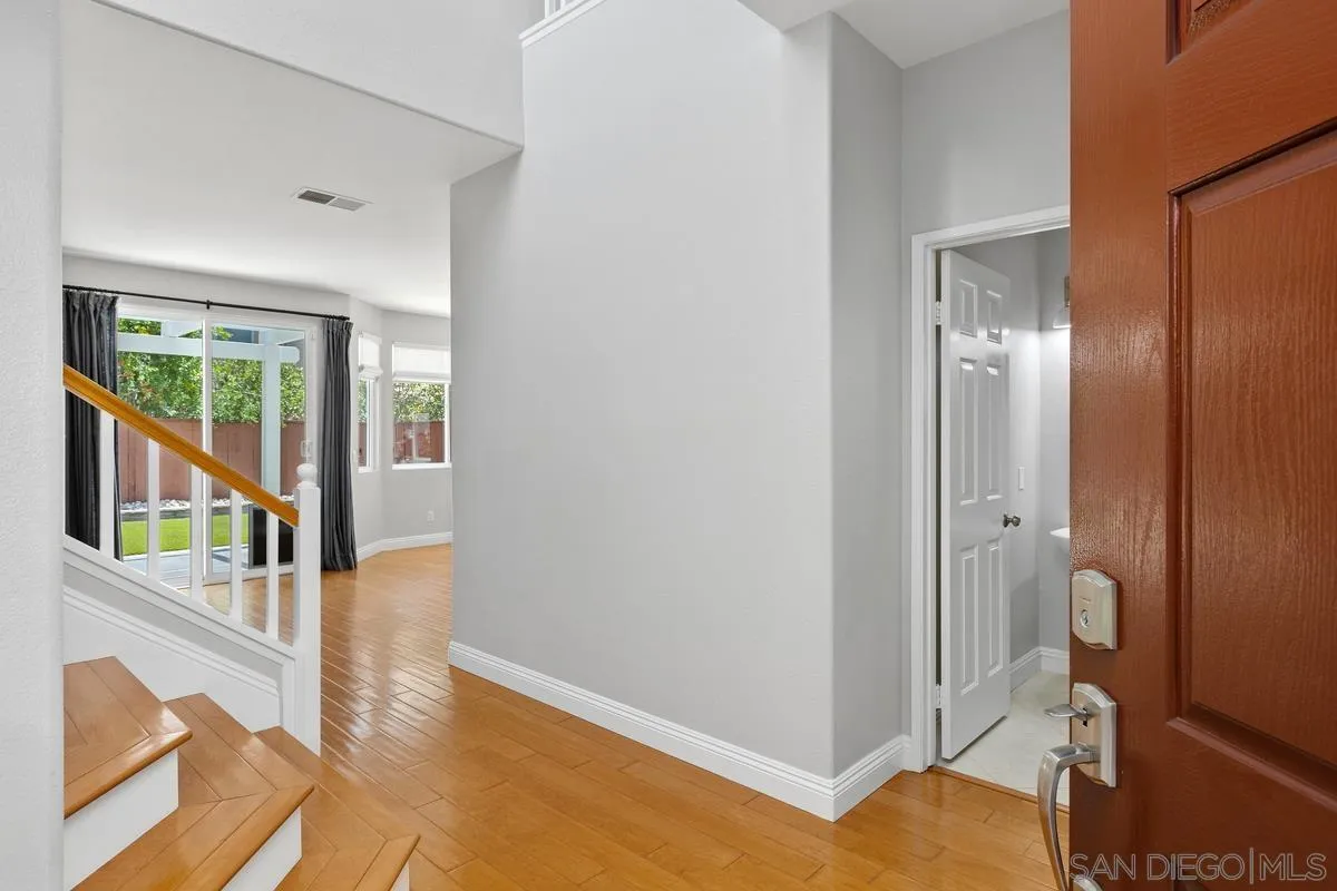 https://cdn.realtyfeed.com/cdn/127/260013612/e714da7e7d1f2431fab14d6603e61aca.webp