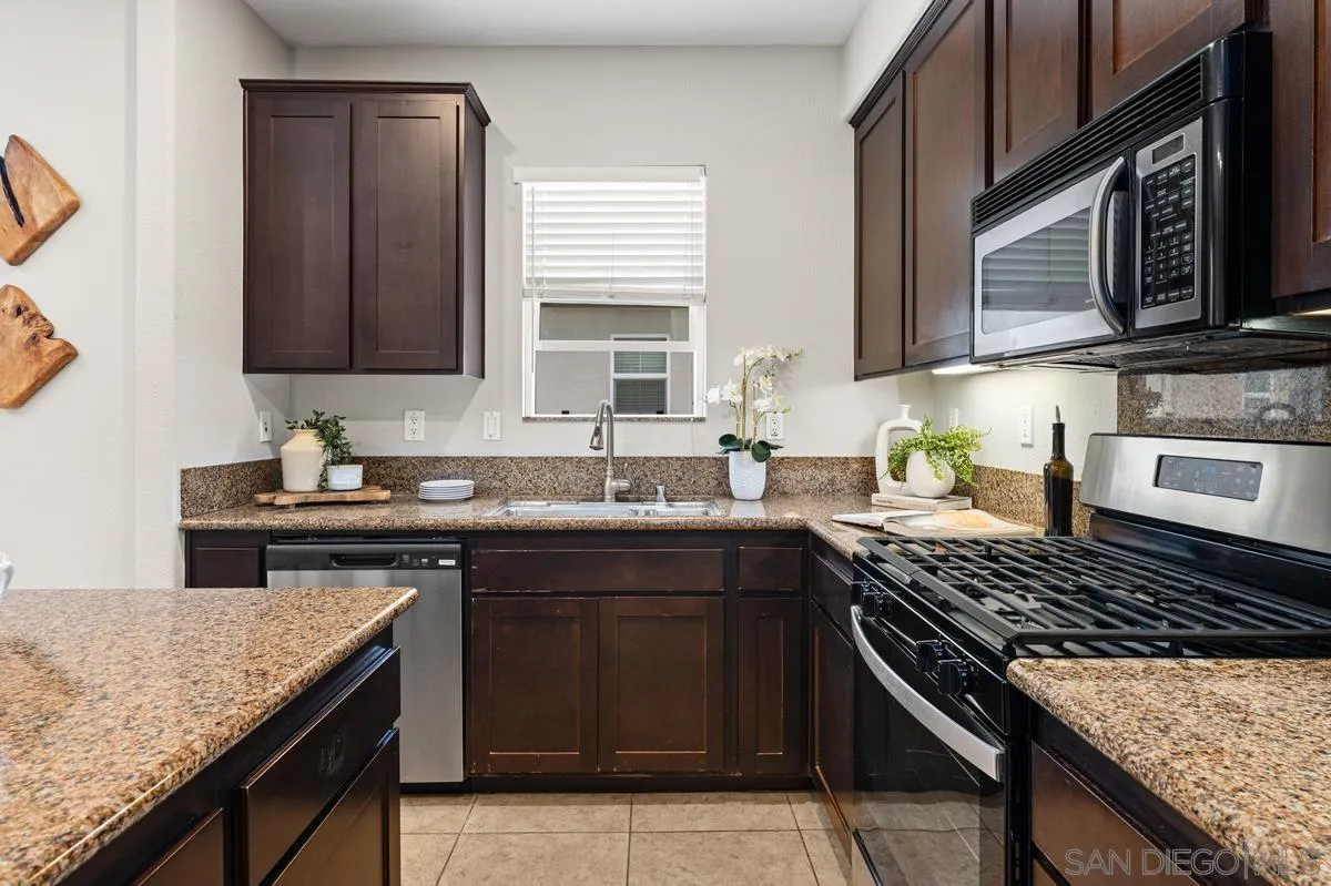 Photo #15: 260013613 Listing: Photo #15