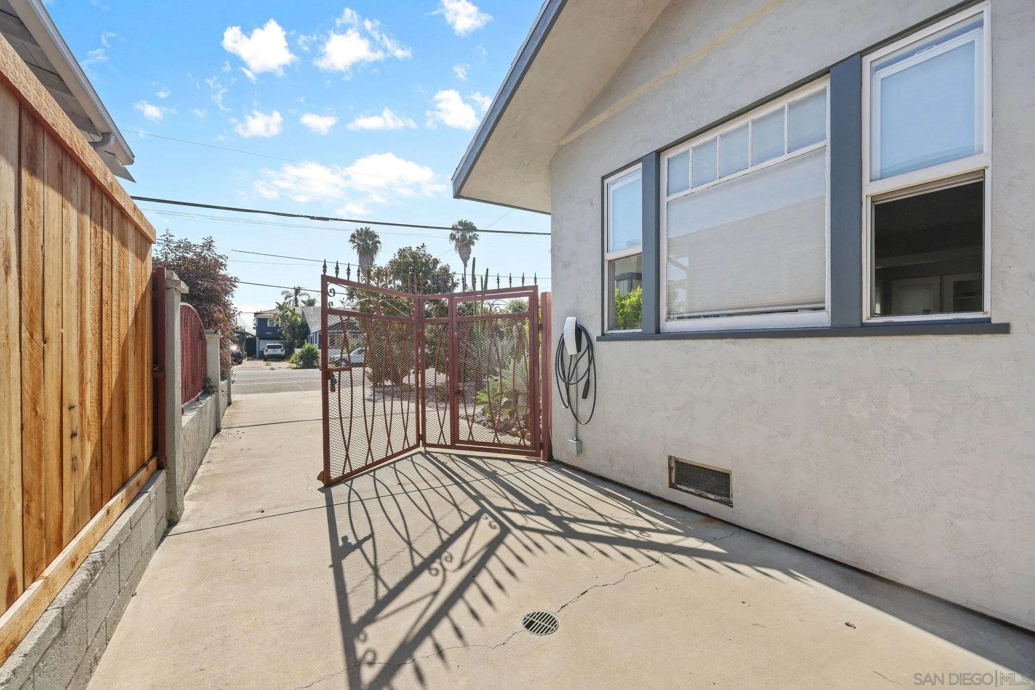 https://cdn.realtyfeed.com/cdn/127/260013620/18e44a03e9e6845eedbd0eb17272b2b0.webp