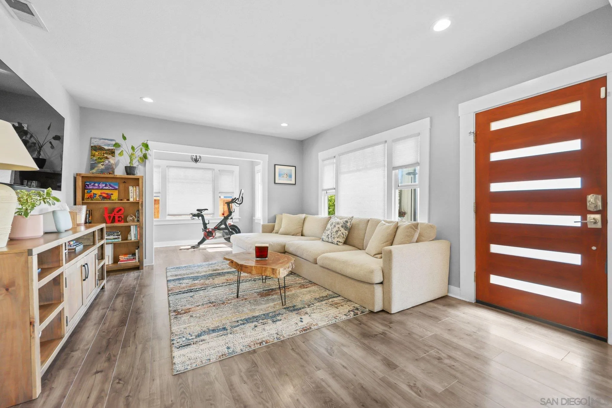 https://cdn.realtyfeed.com/cdn/127/260013620/2a65a358a8bdb6c9e1e597feee3ac4b0.webp