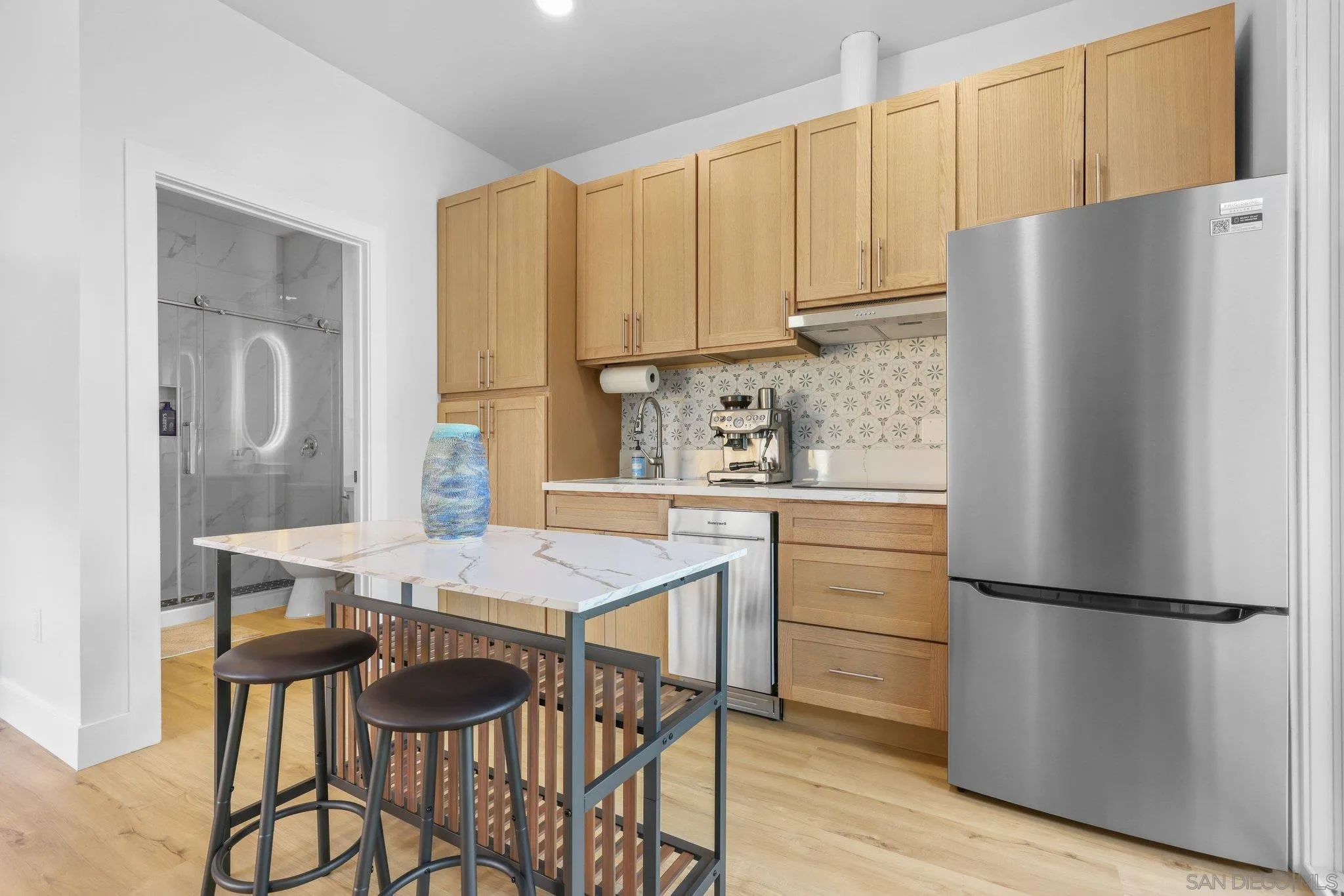 https://cdn.realtyfeed.com/cdn/127/260013620/39ff9bf968901657bf396049f5f6d7db.webp