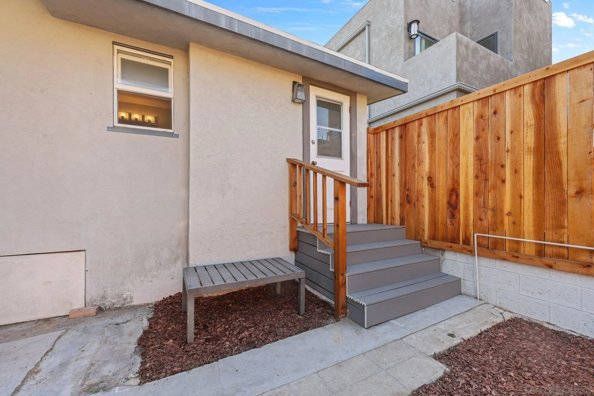 https://cdn.realtyfeed.com/cdn/127/260013620/60feffb5d89d8460da2ee07505f65a55.webp