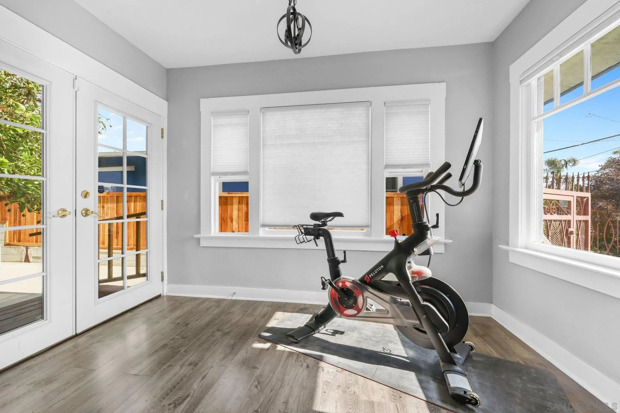 https://cdn.realtyfeed.com/cdn/127/260013620/8da48de5b6725451bbcfdf17ab4c13f8.webp