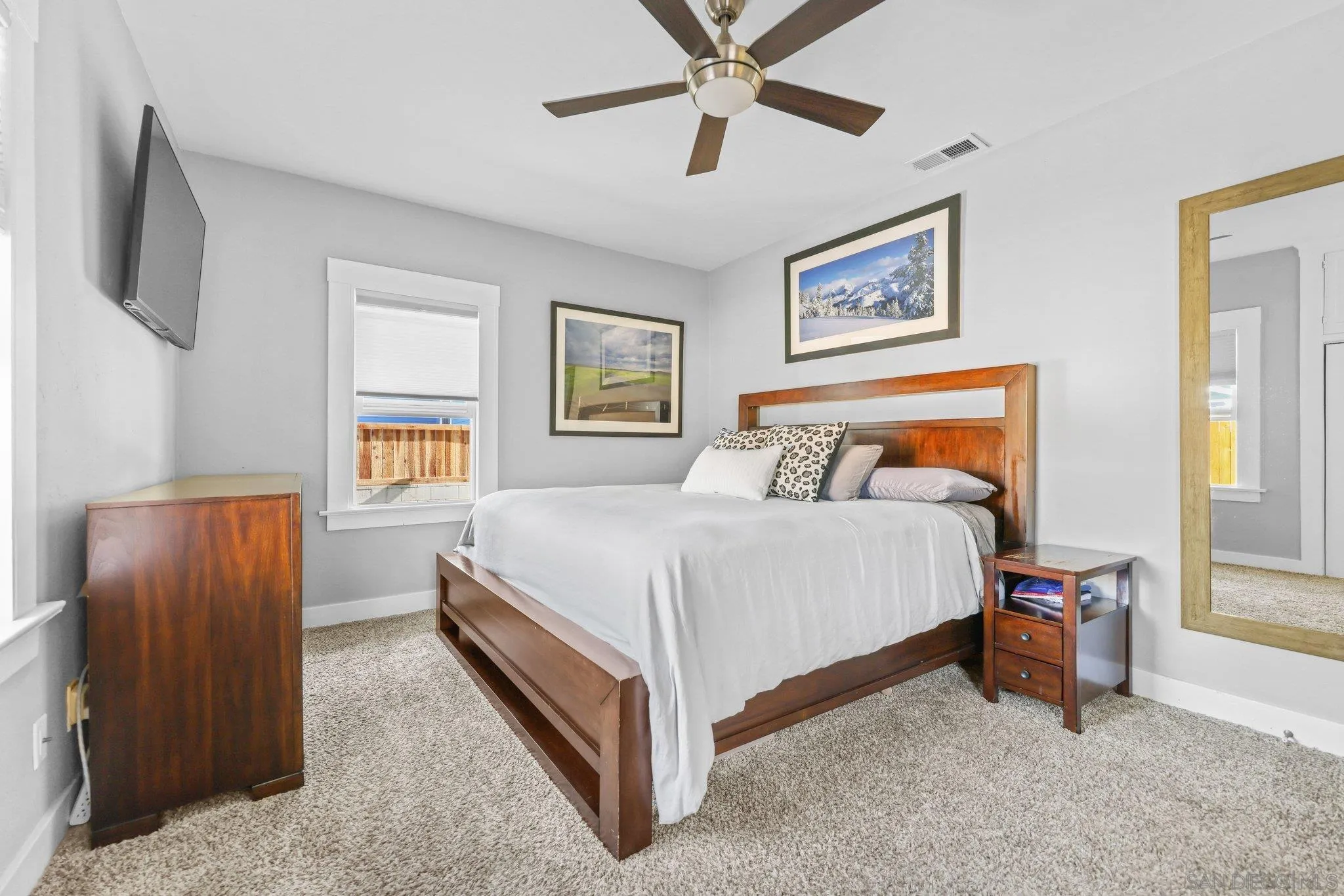 https://cdn.realtyfeed.com/cdn/127/260013620/b4f625cab70464897222d9c888c21f7f.webp