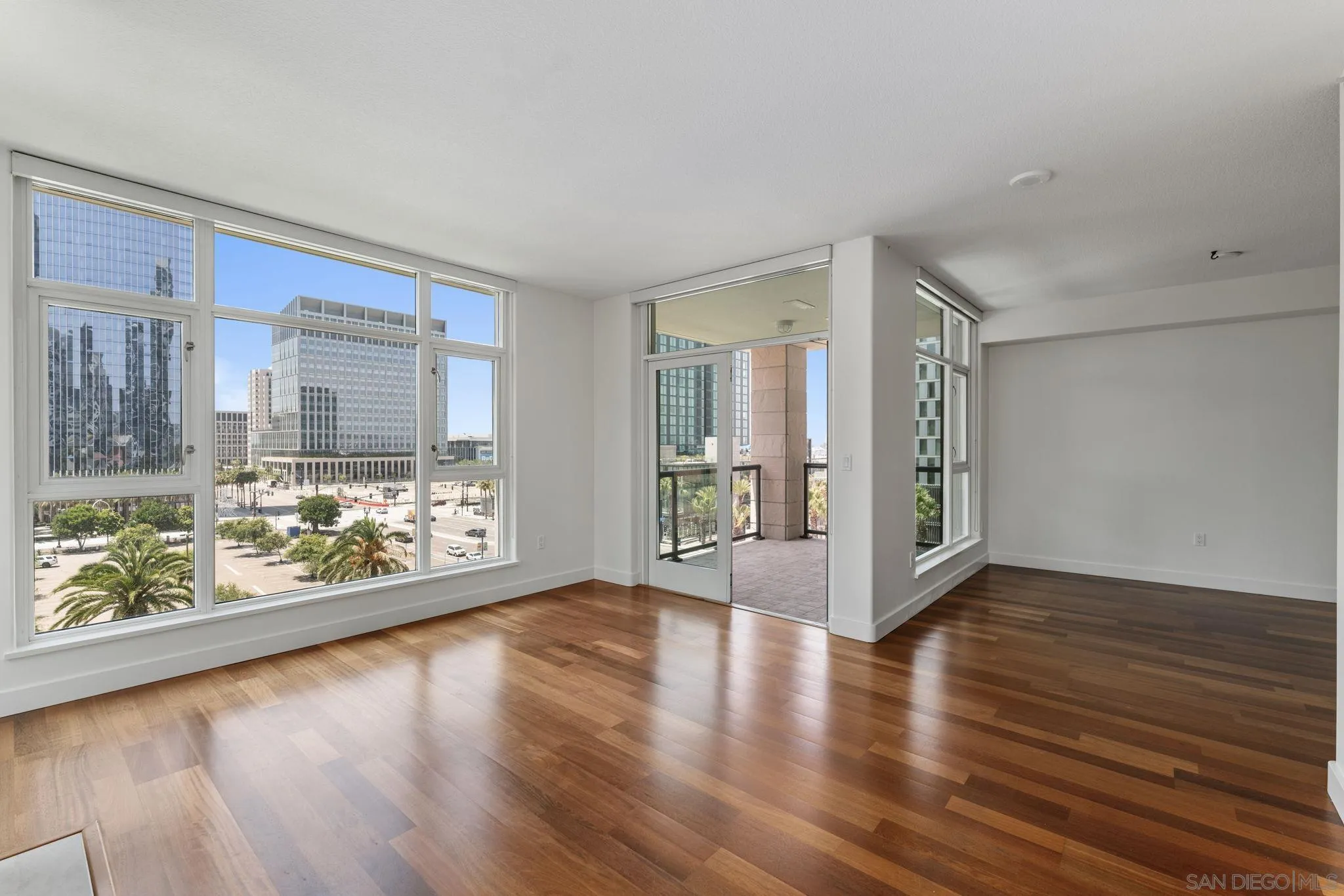 Photo #8: 260013623 Listing: Photo #8