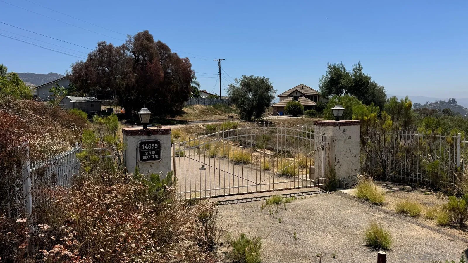 https://cdn.realtyfeed.com/cdn/127/260013624/171f96c17d163445ca1bb18c20fc9e68.webp