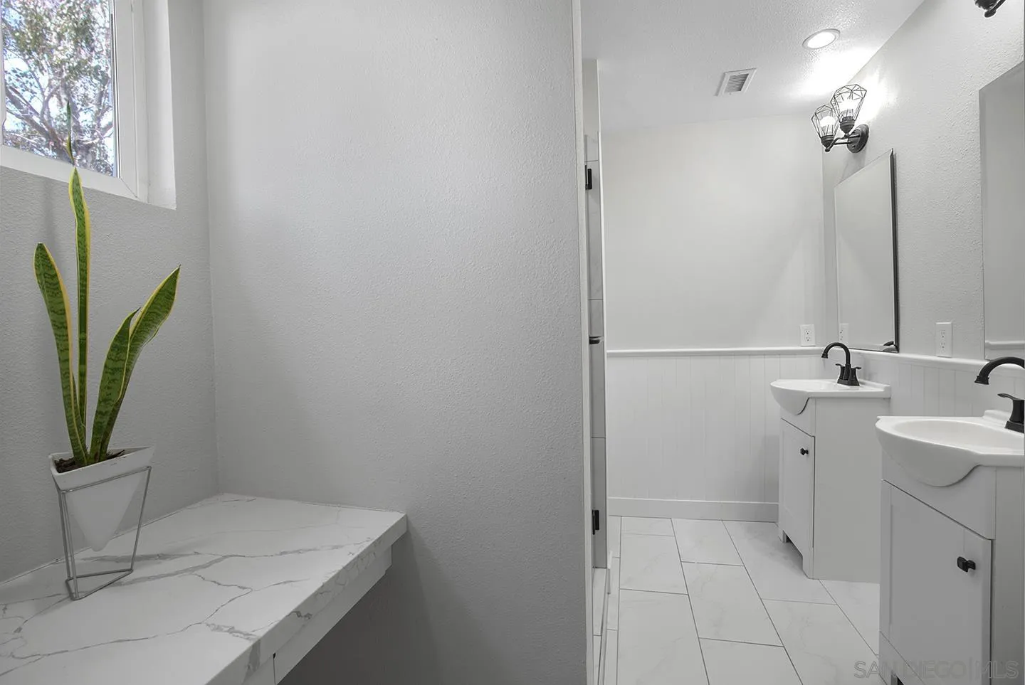 https://cdn.realtyfeed.com/cdn/127/260013625/32b41fa9de3671a4a824831a04ed032e.webp