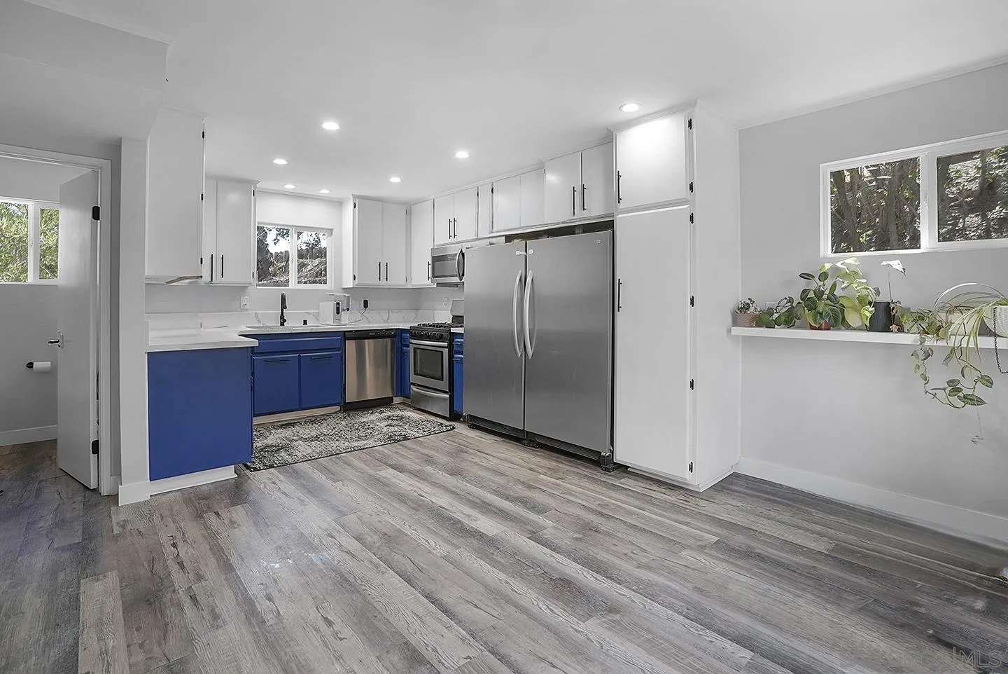 https://cdn.realtyfeed.com/cdn/127/260013625/b238e4ff6ea990bdb819cab7f69d955b.webp