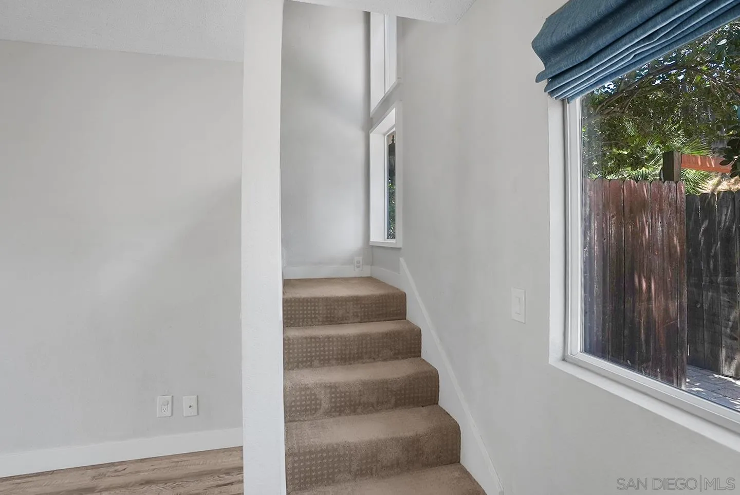https://cdn.realtyfeed.com/cdn/127/260013625/f1955925631589b767b88e21837c1a2f.webp