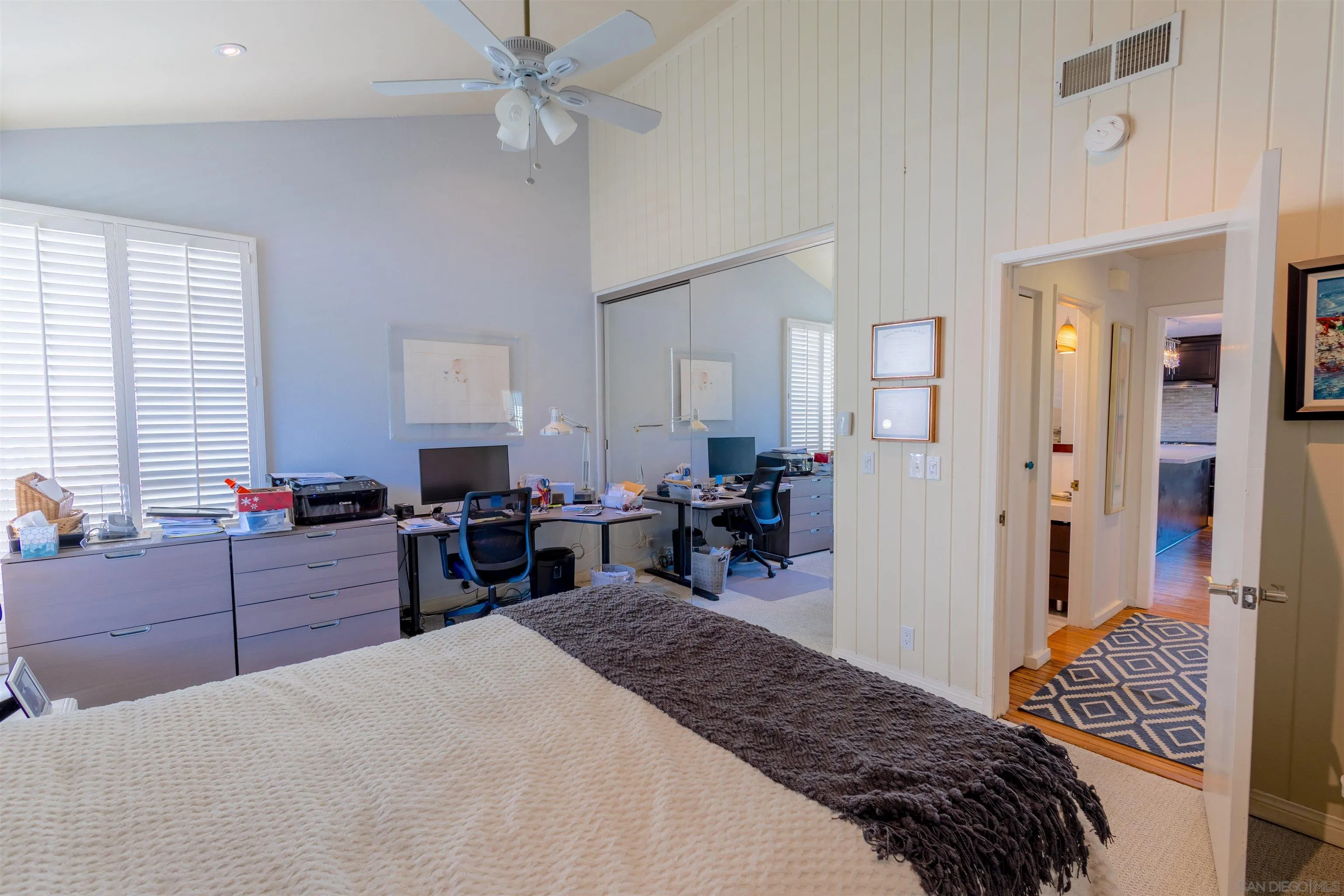 https://cdn.realtyfeed.com/cdn/127/260013628/508b357c1276cd238f1b09acd04702dd.webp