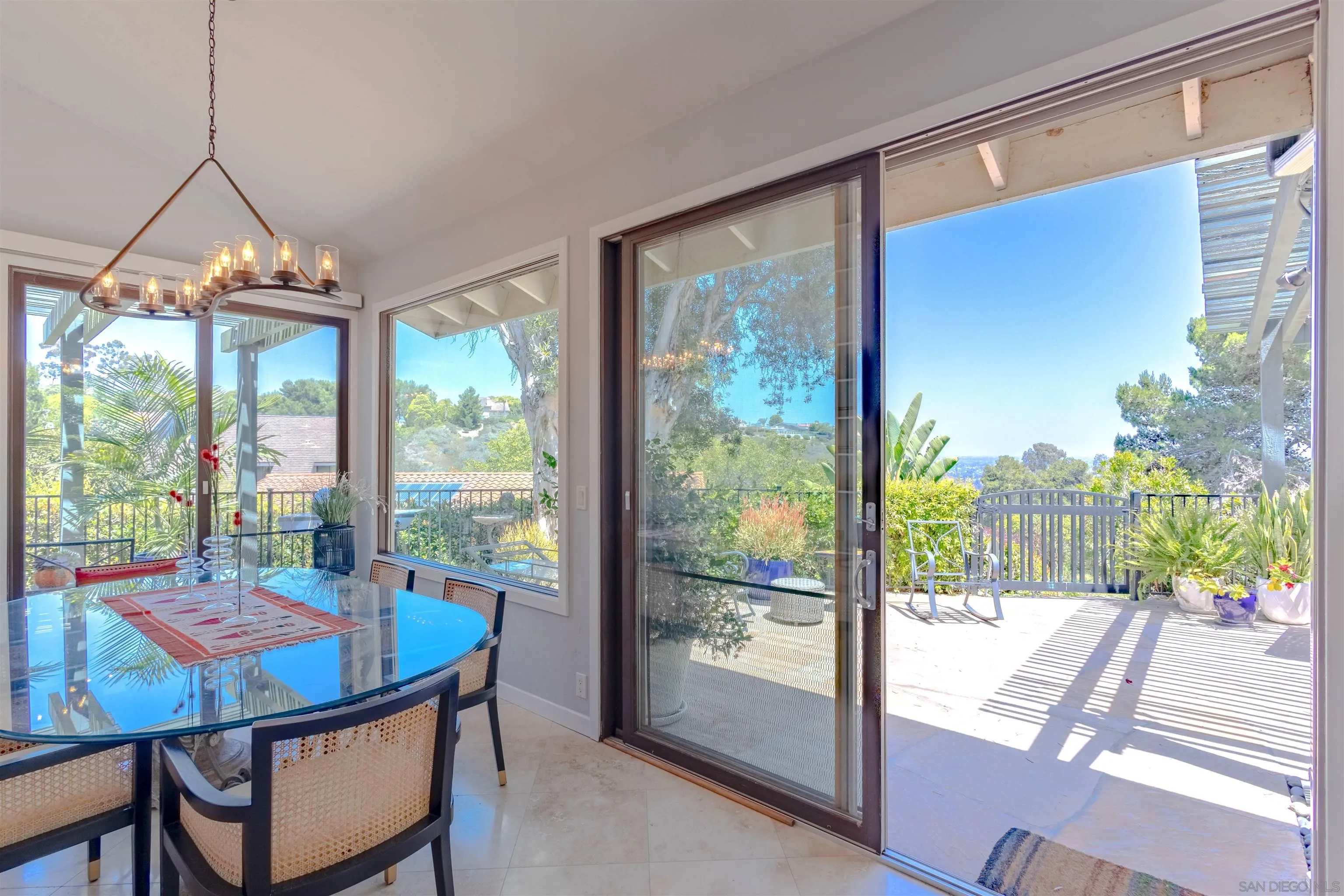 https://cdn.realtyfeed.com/cdn/127/260013628/5a750f41da46e3b407680fe21a726b96.webp