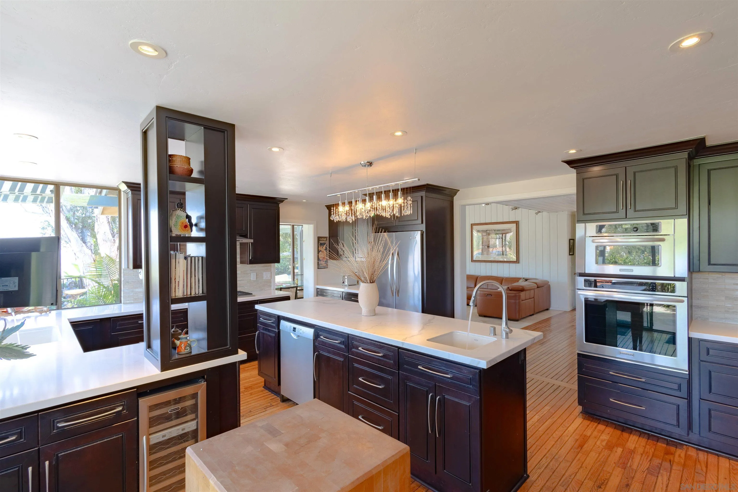 https://cdn.realtyfeed.com/cdn/127/260013628/b0604bf2c0ce7d92ce37326c9f4cee62.webp